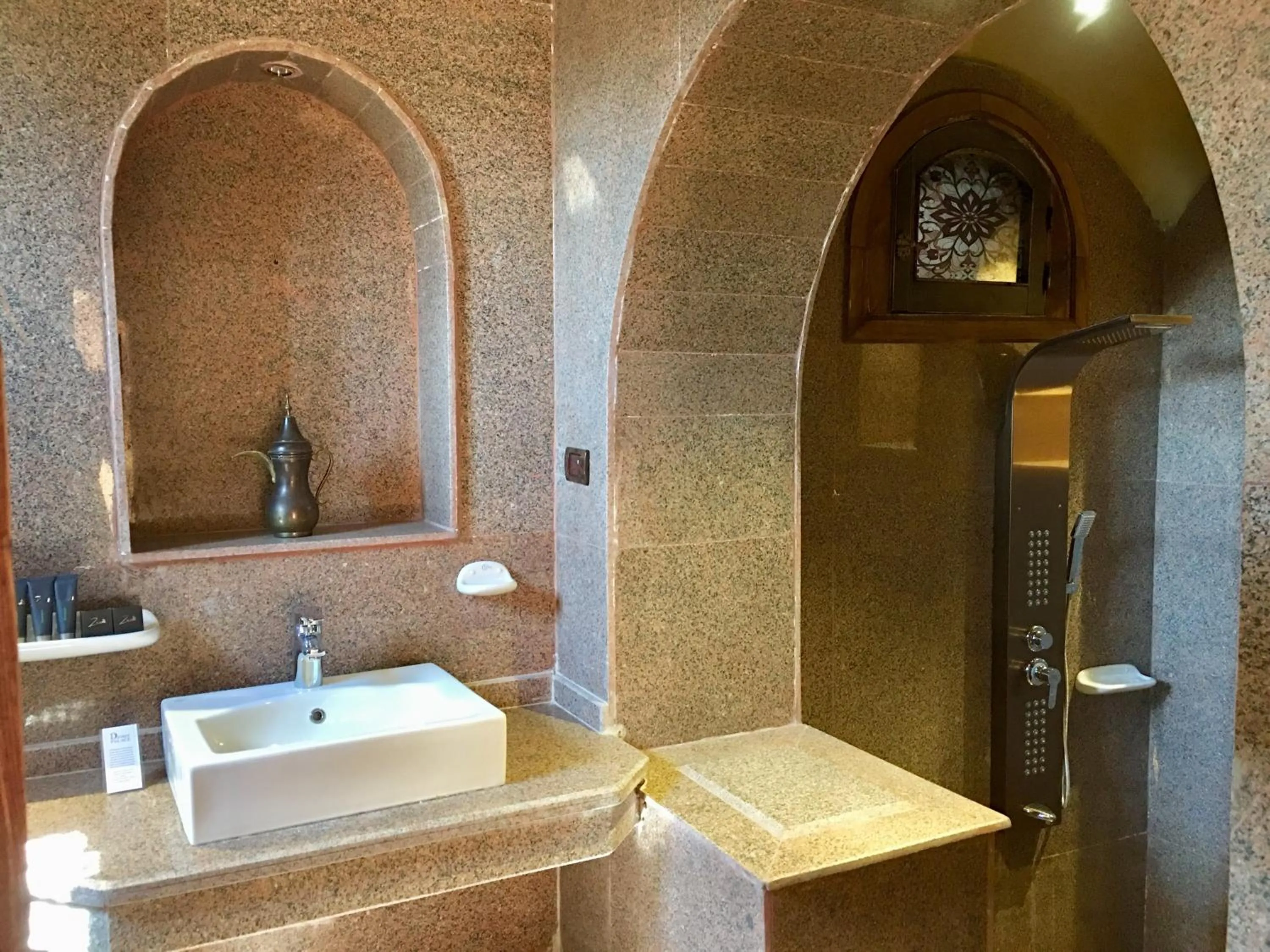 Bathroom in Djorff Palace