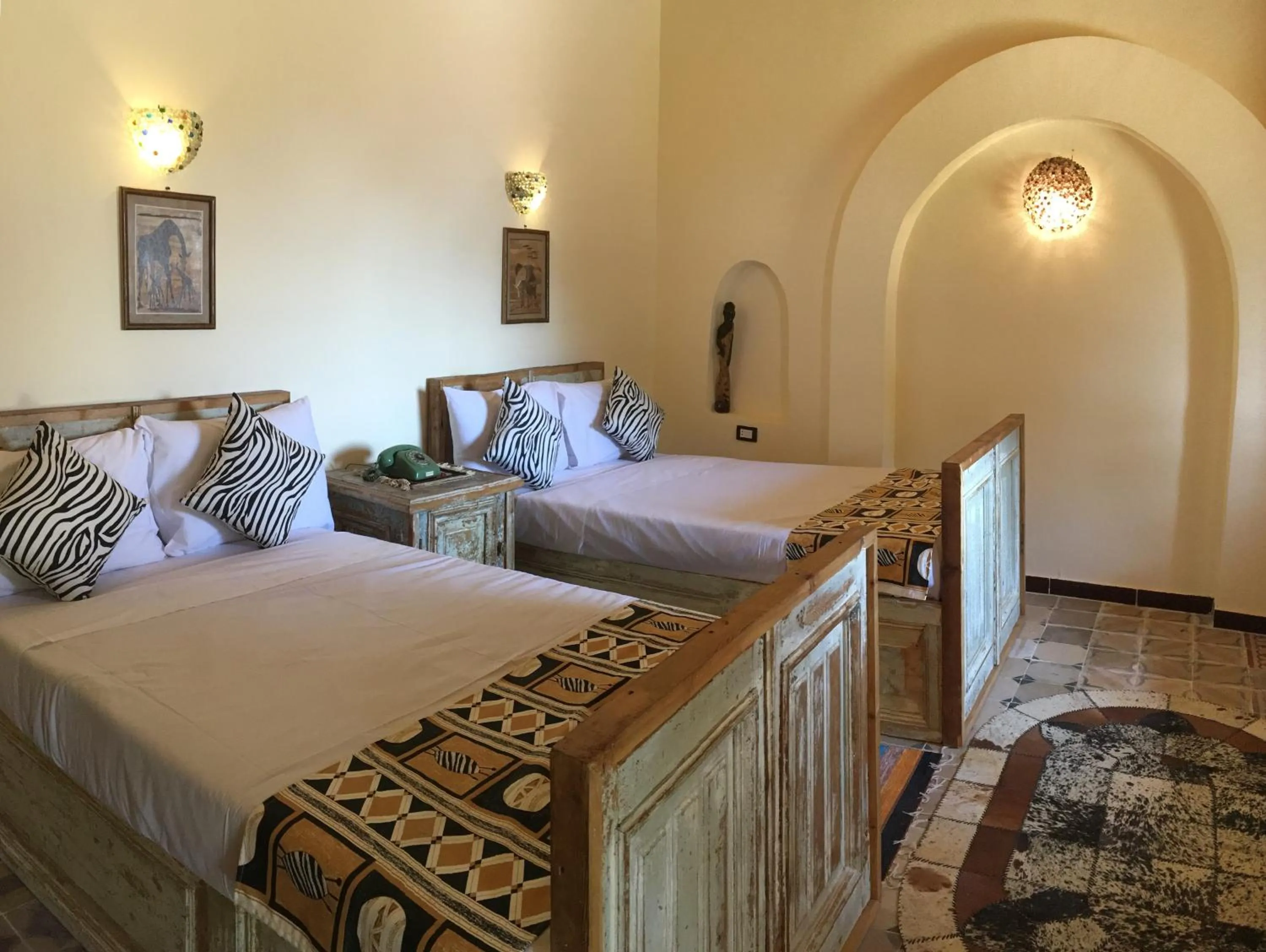 Bedroom, Bed in Djorff Palace