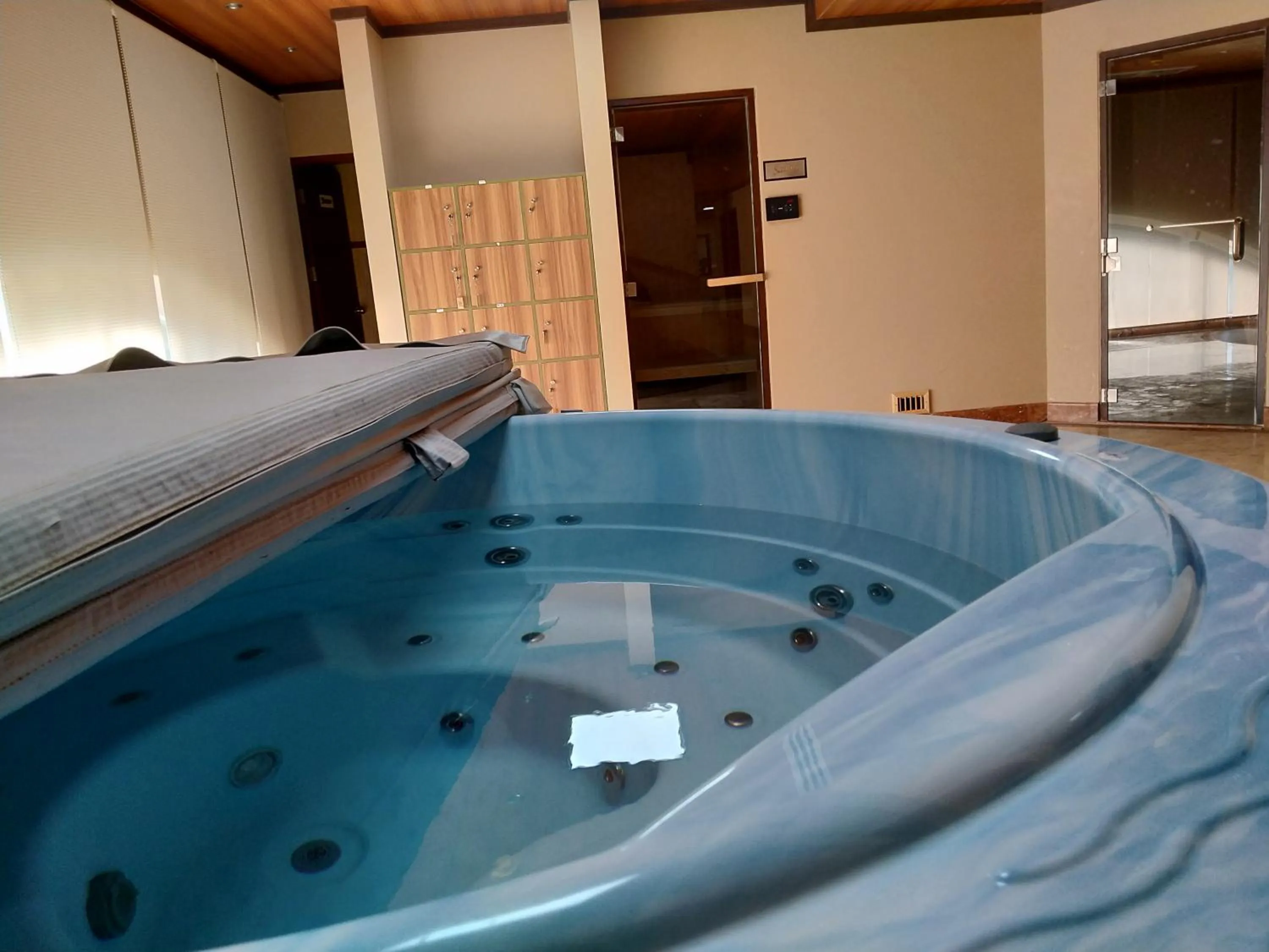 Hot Tub in Grand Sultan Tea Resort & Golf