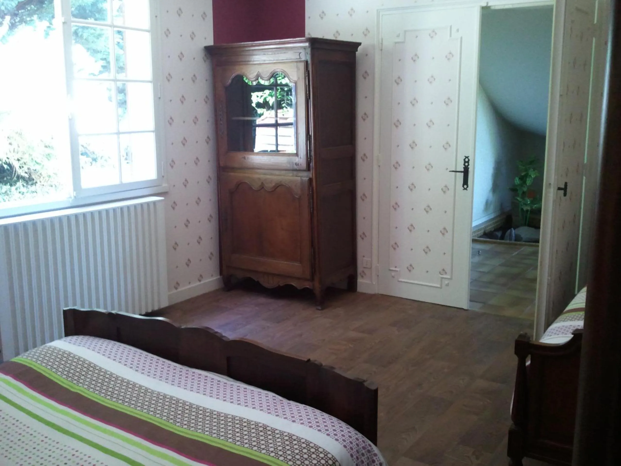 Bedroom, Bed in Mas du Trezon