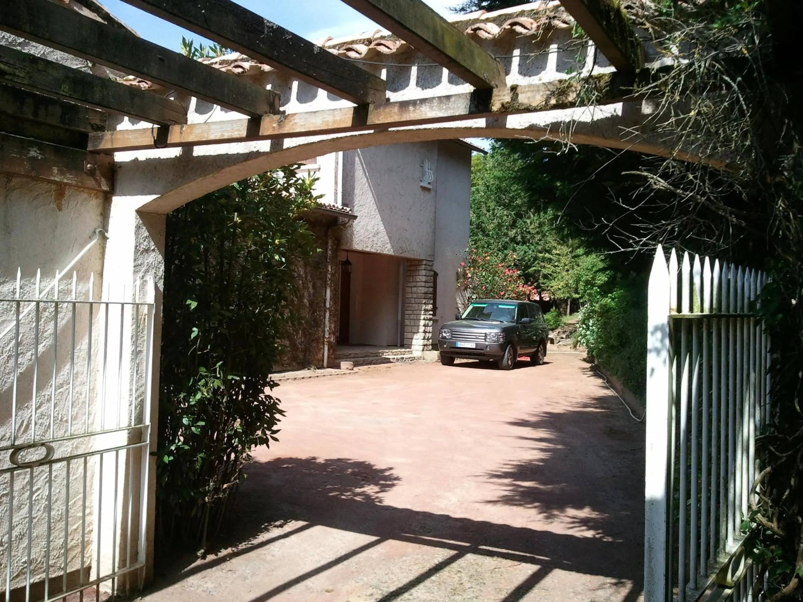 Facade/entrance in Mas du Trezon