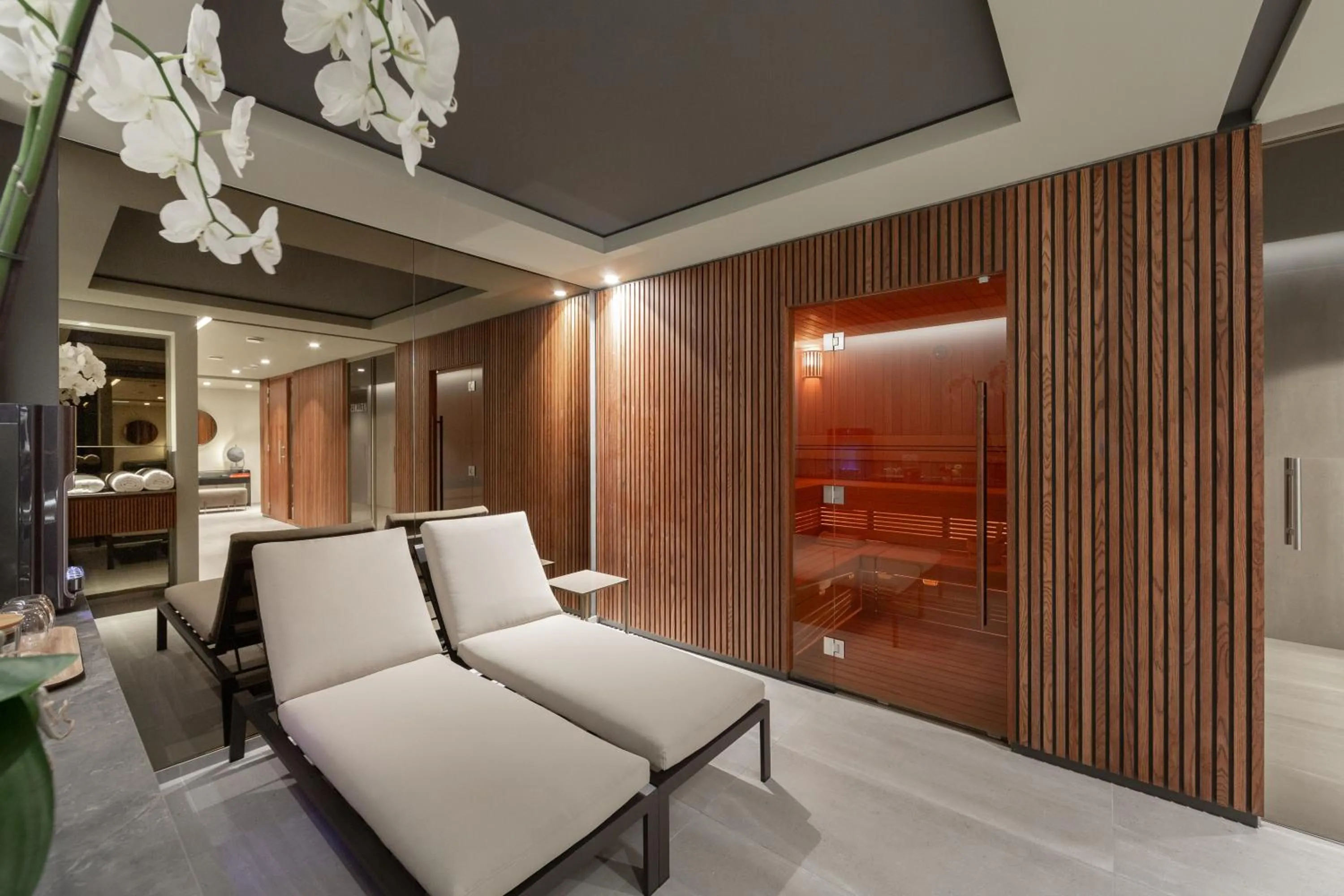 Spa and wellness centre/facilities in The Central City - Luxury Serviced Residence