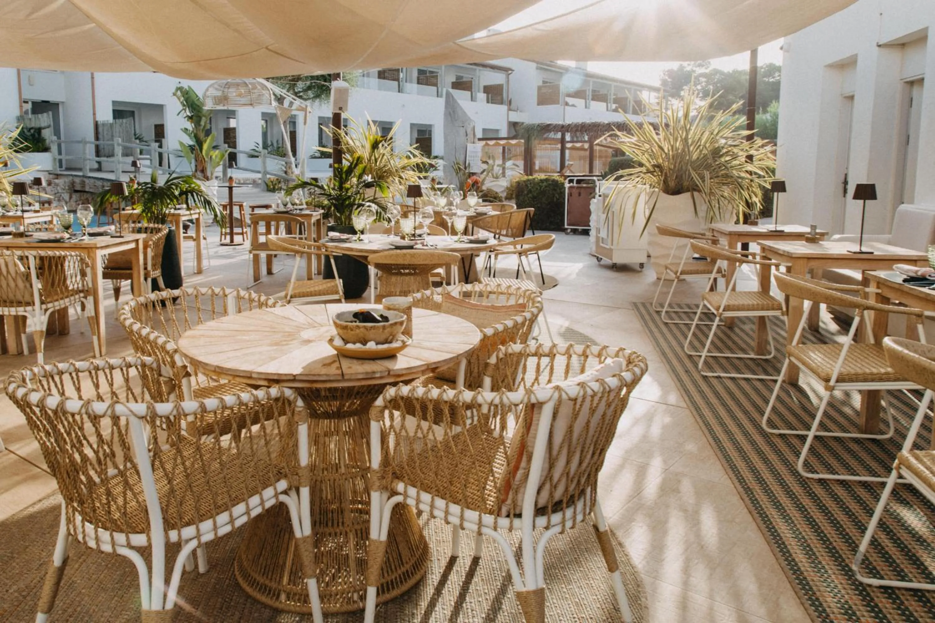 Restaurant/places to eat in Lago Resort Menorca - Suites del Lago Adults Only