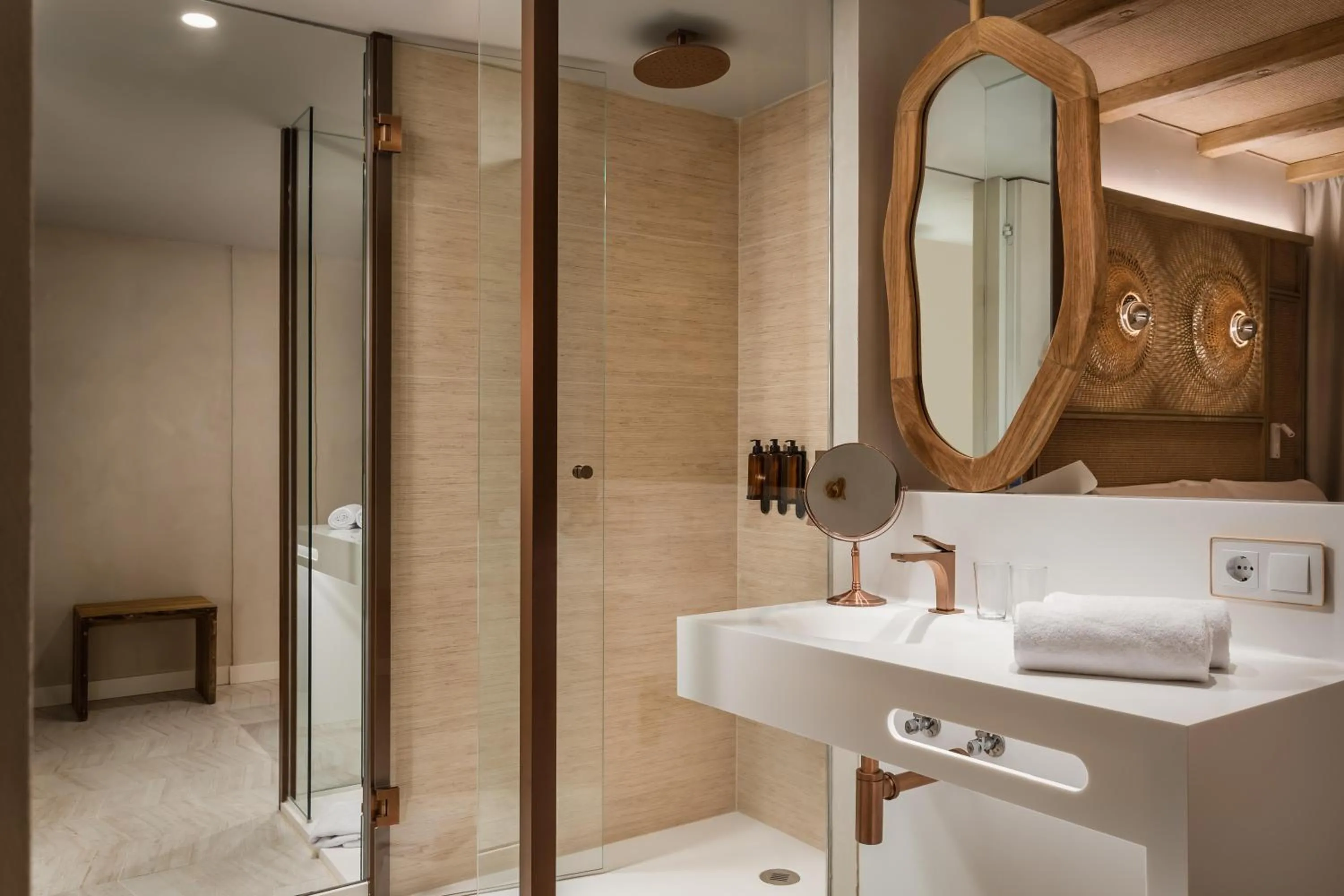 Bathroom in Lago Resort Menorca - Suites del Lago Adults Only