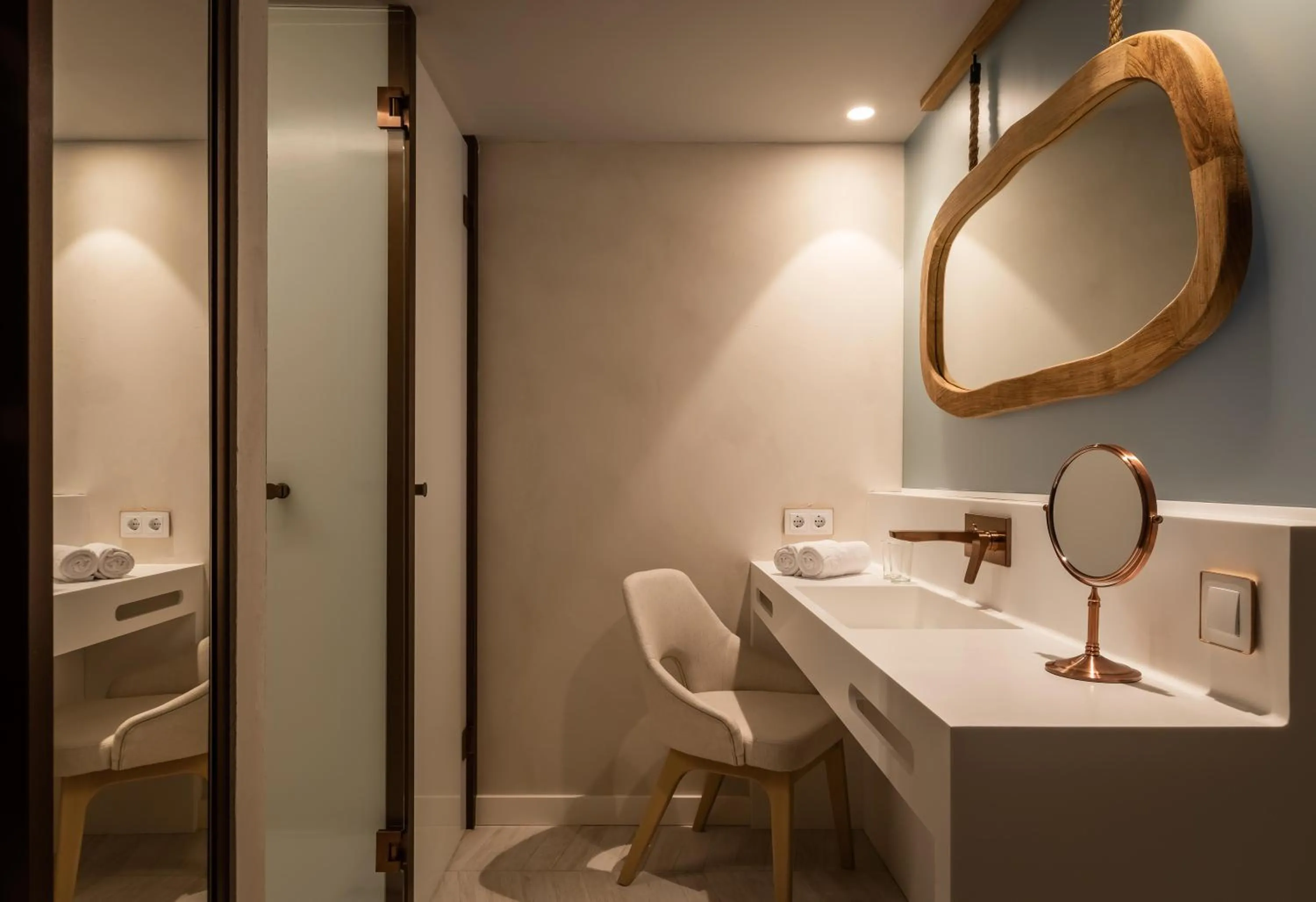 Bathroom in Lago Resort Menorca - Suites del Lago Adults Only