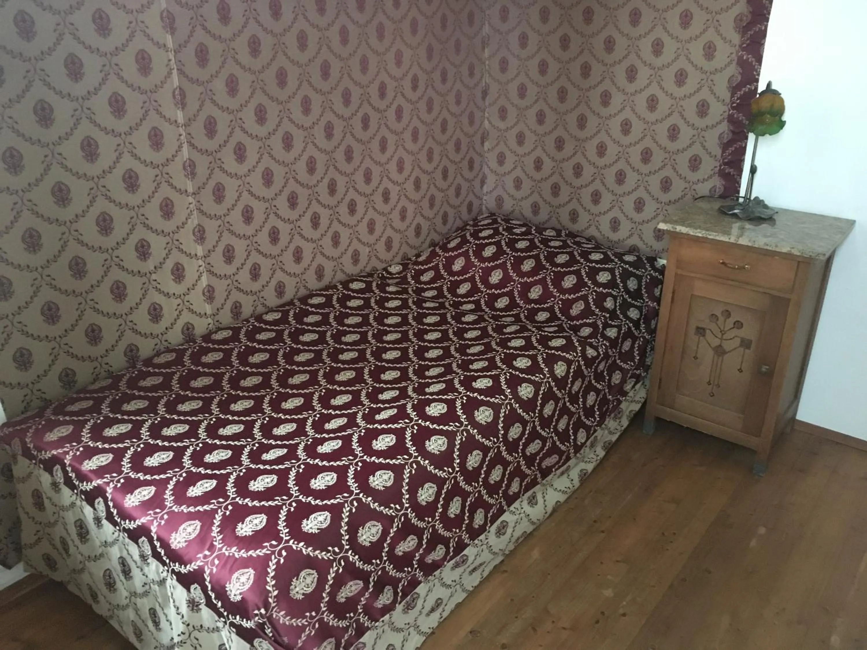 Bed in Villa Berging