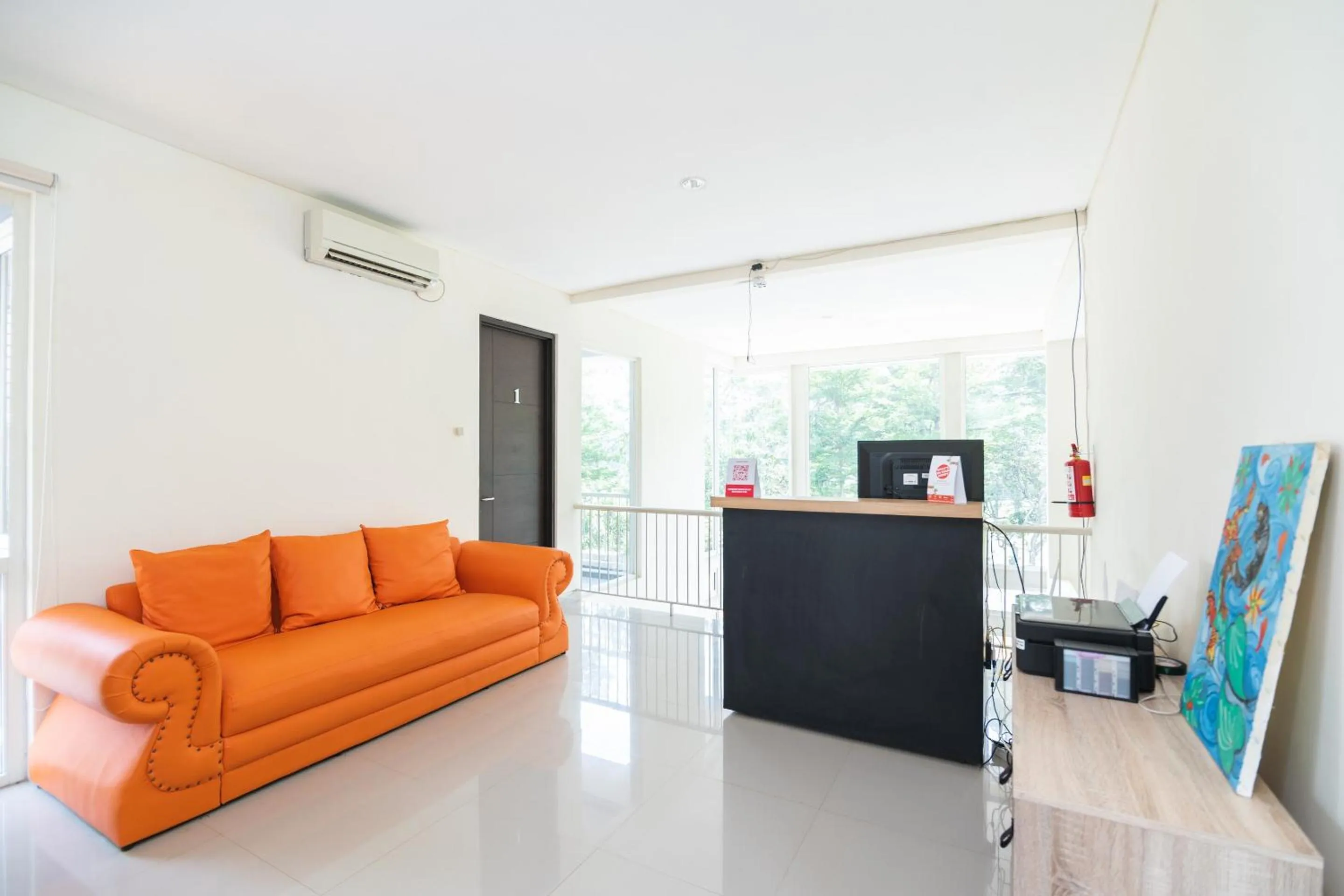 Lobby or reception in OYO 2001 Taman Dayu Villa Golf View