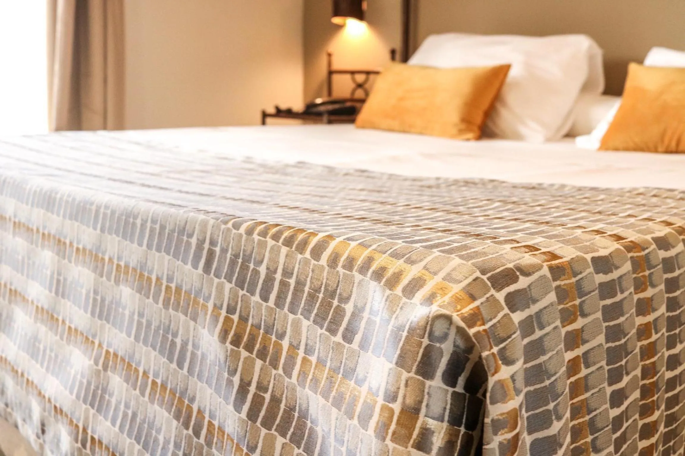 Balcony/Terrace, Bed in Airport Hotel Casino du Cap-vert