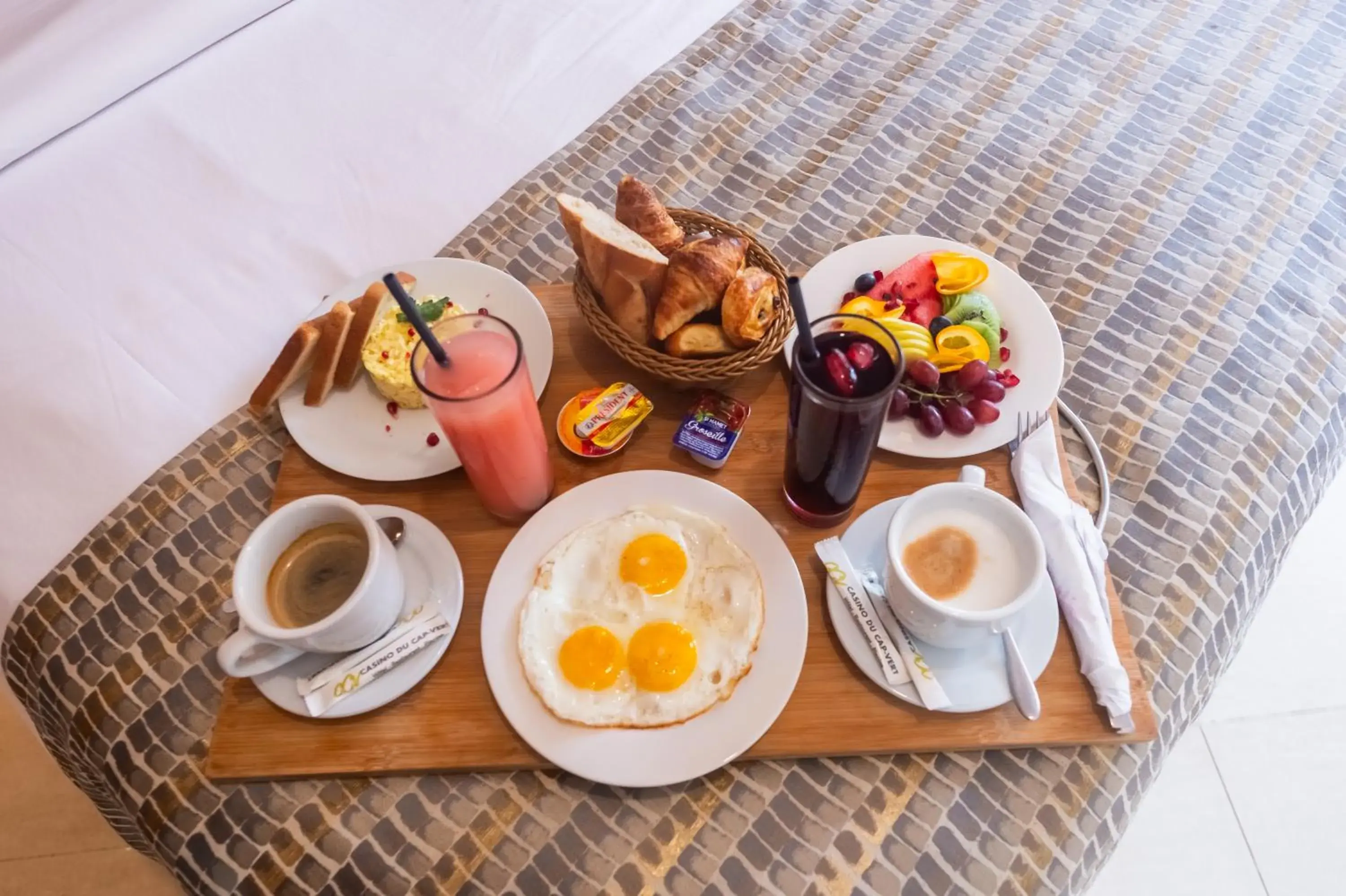 Breakfast in Airport Hotel Casino du Cap-vert Breakfast in Airport Hotel Casino du Cap-vert