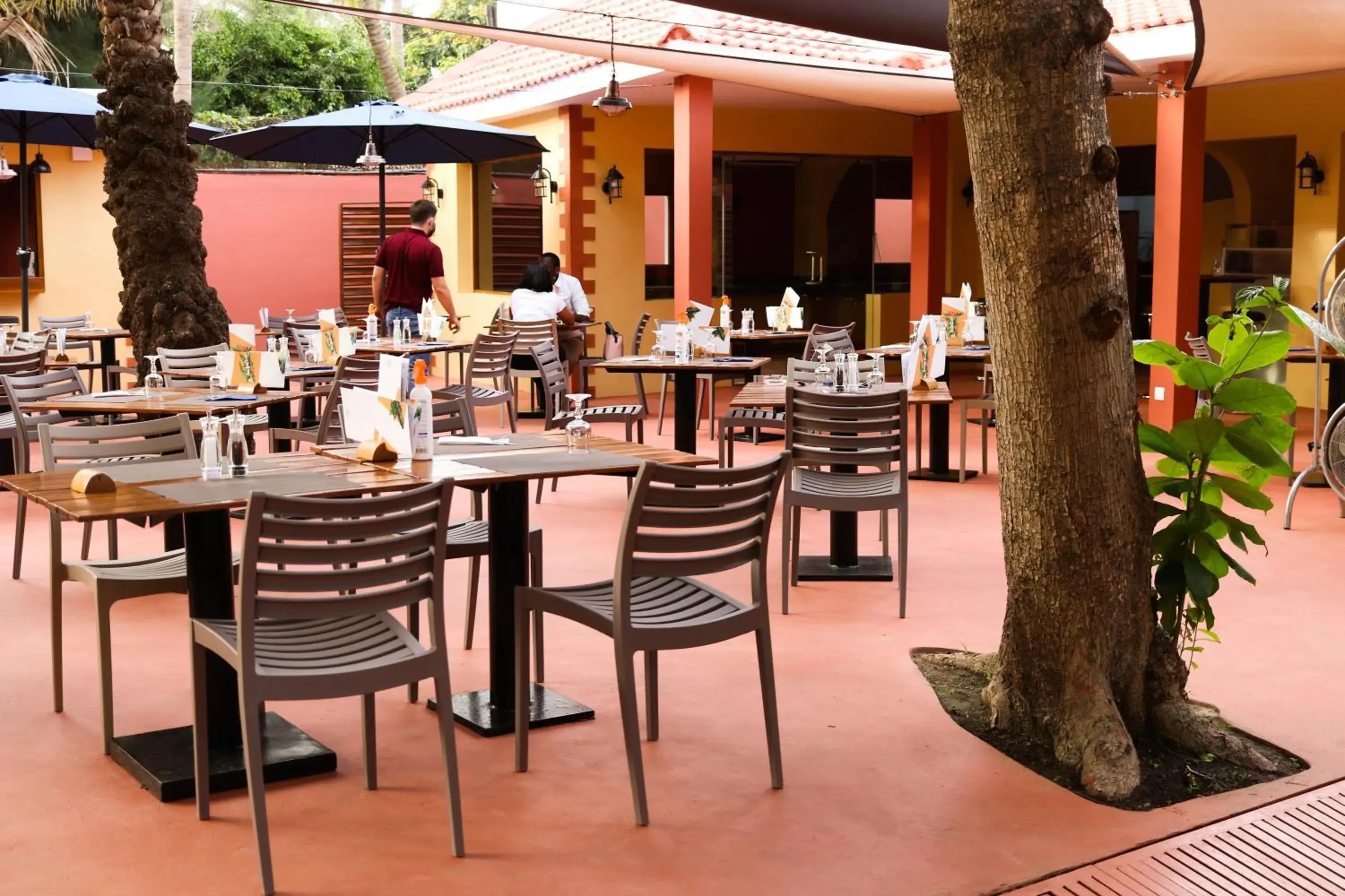 Restaurant/places to eat in Airport Hotel Casino du Cap-vert Restaurant/places to eat in Airport Hotel Casino du Cap-vert