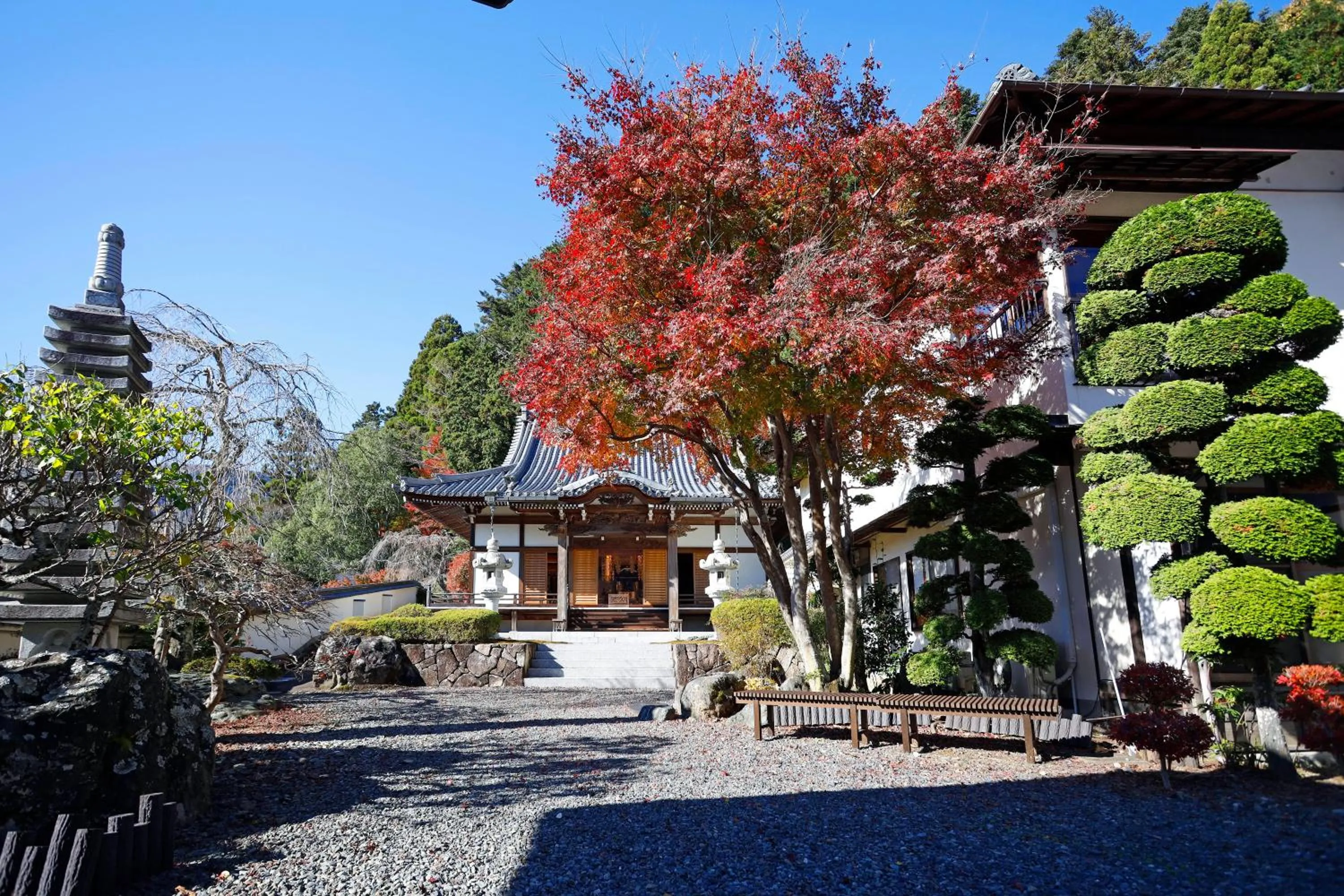 Property building in 宿坊 端場坊｜Temple Hotel Habanobo