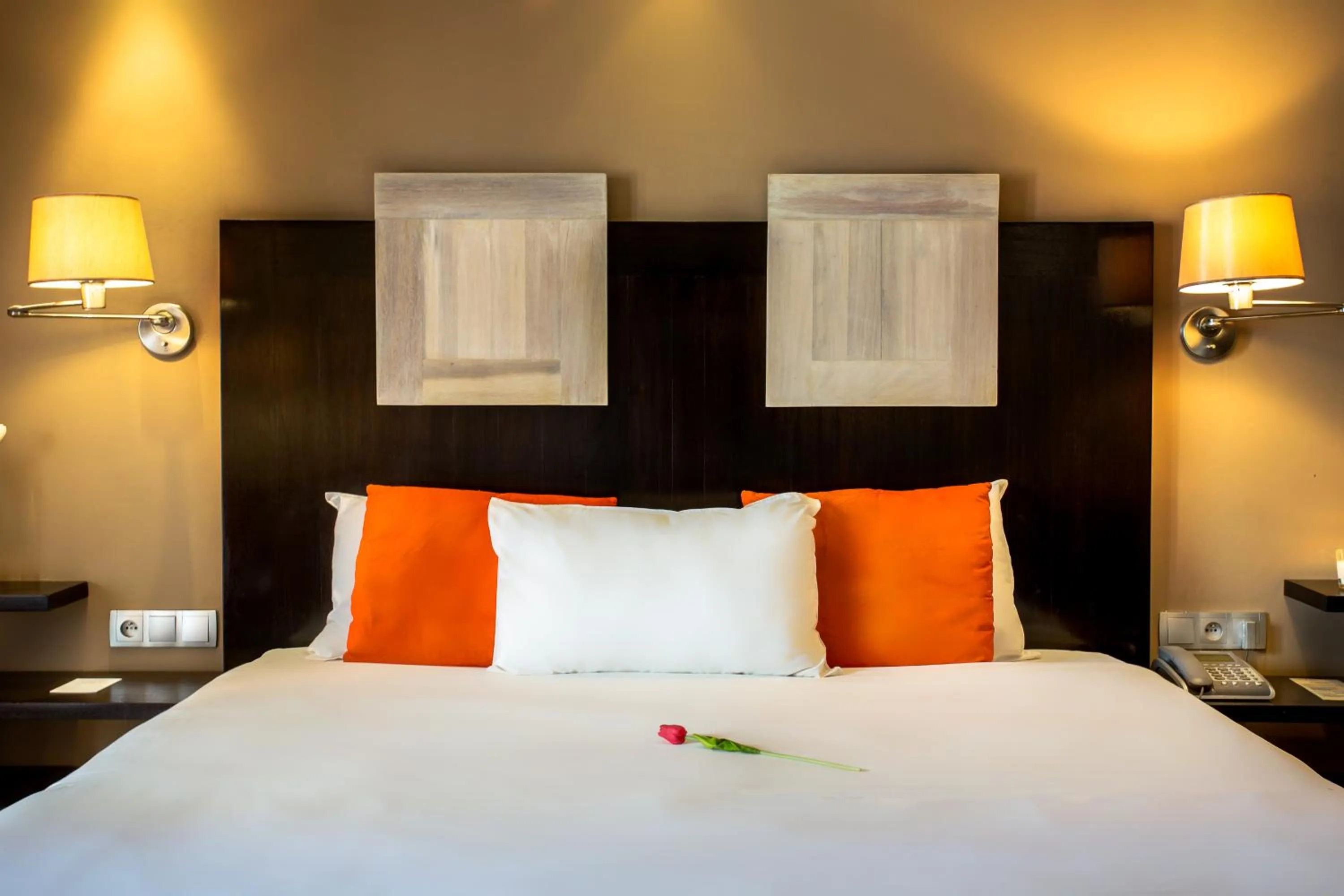 Bedroom, Bed in Café de Rome