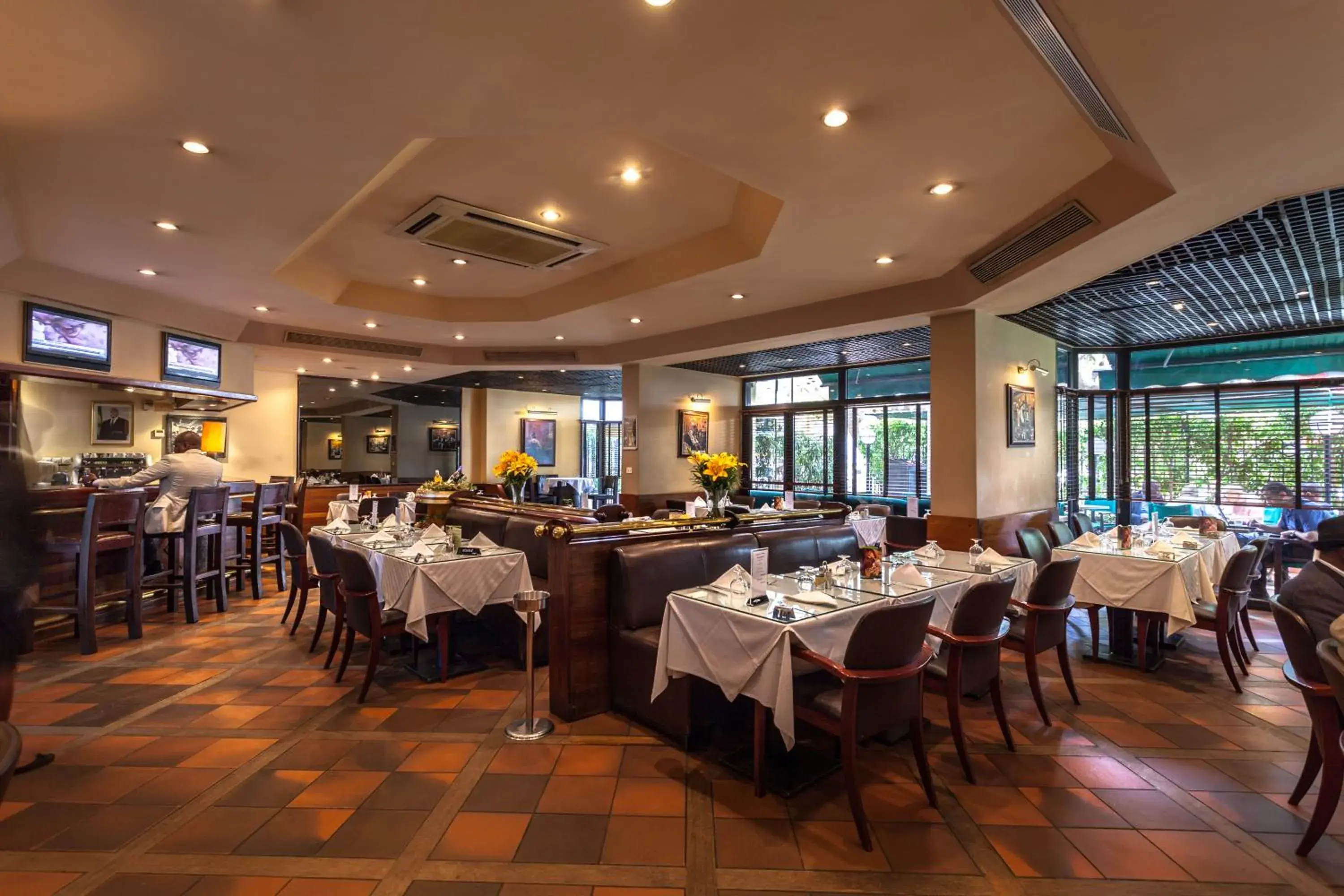 Restaurant/places to eat in Café de Rome Restaurant/places to eat in Café de Rome