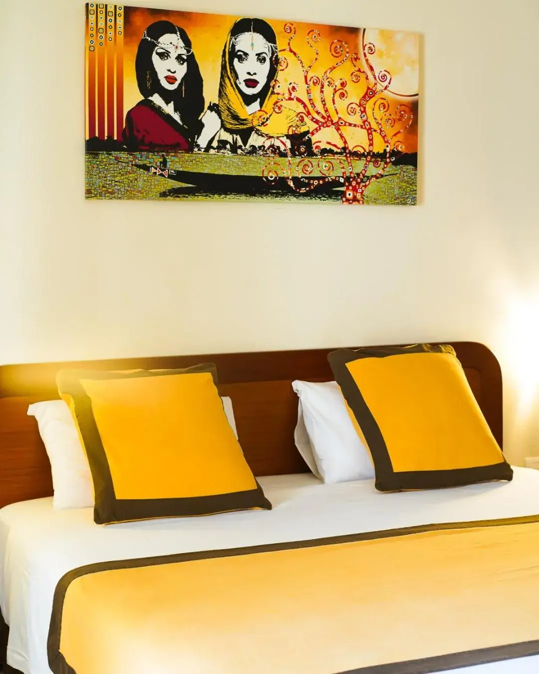 Bed in Café de Rome Bed in Café de Rome