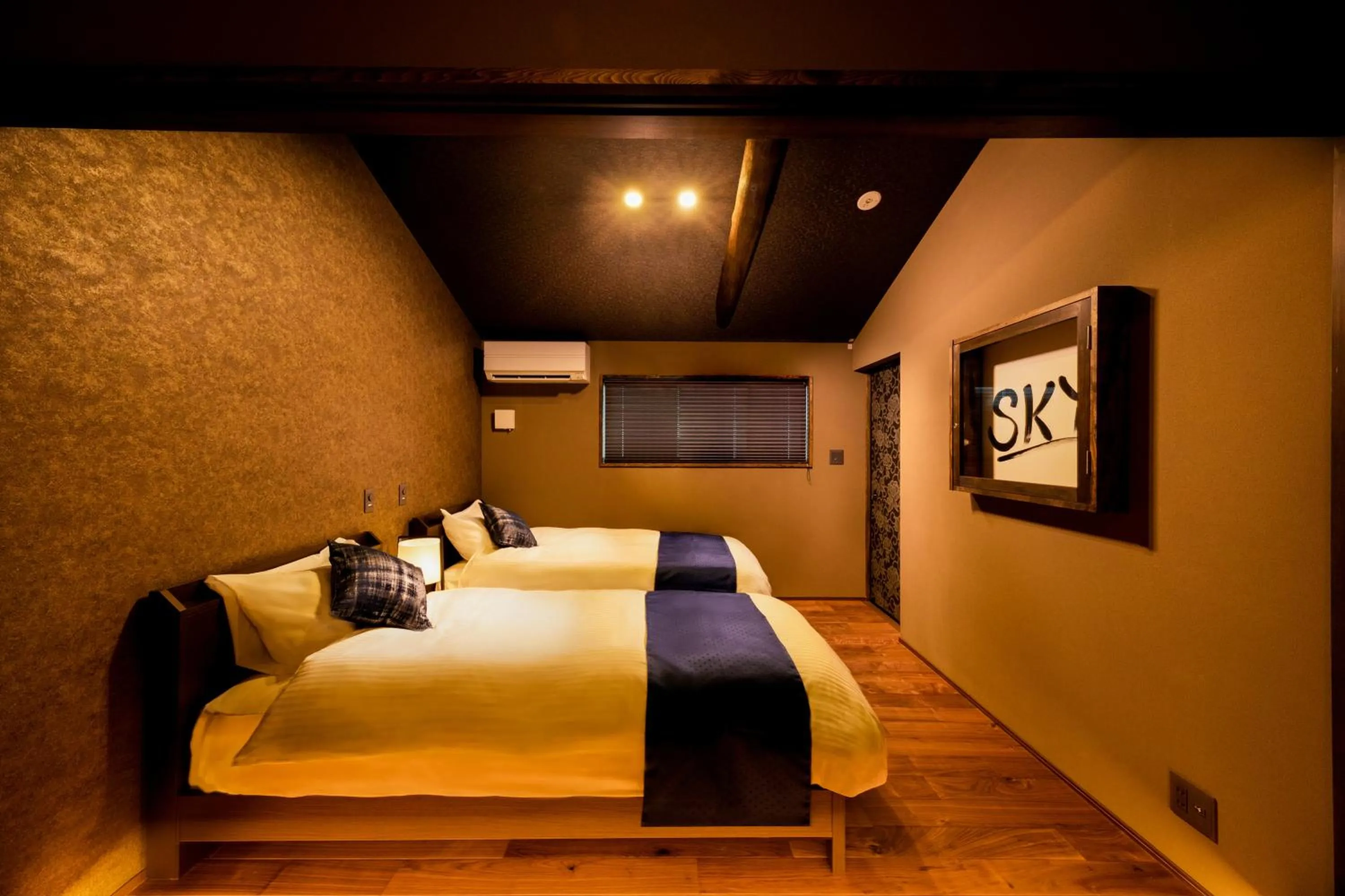 Photo of the whole room, Bed in SKY KYOTO