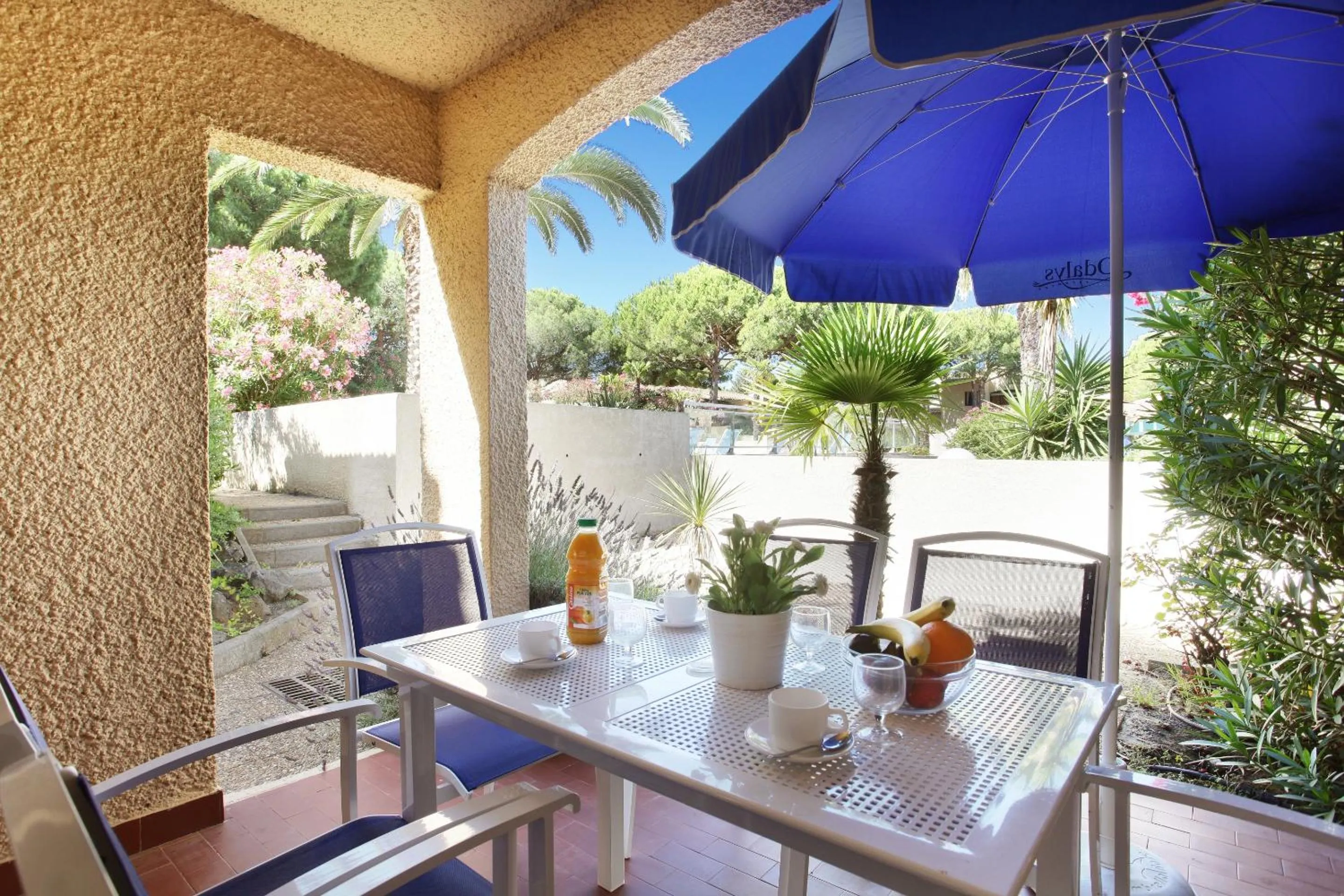 Balcony/Terrace in Résidence Odalys Saint Loup