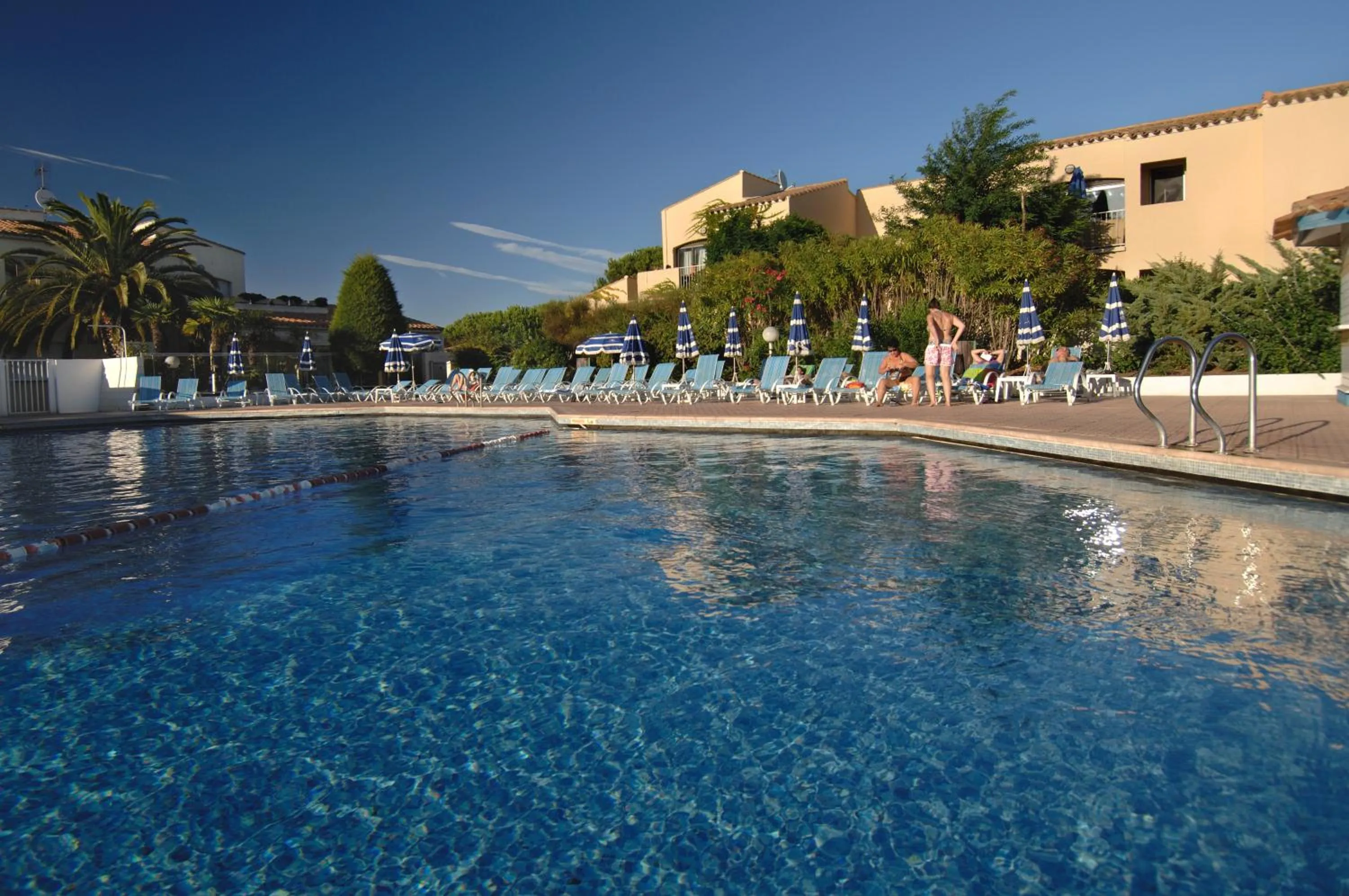 Swimming pool in Résidence Odalys Saint Loup