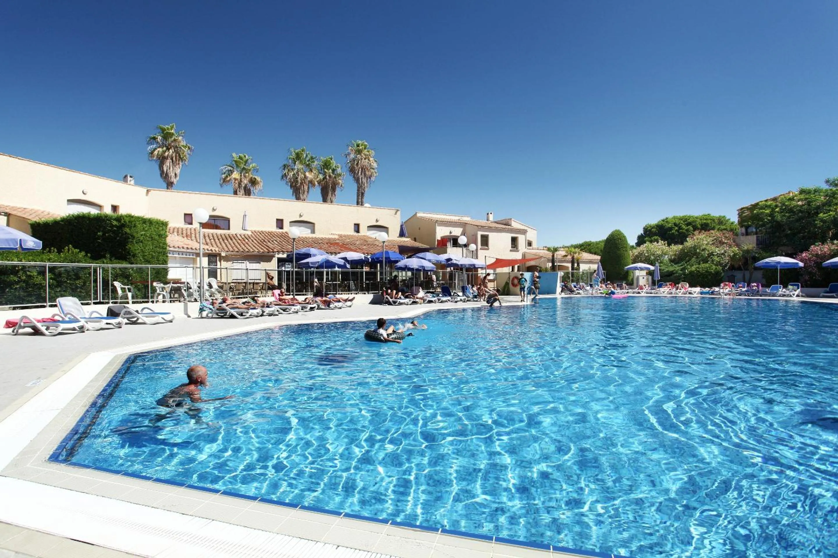 Swimming pool in Résidence Odalys Saint Loup