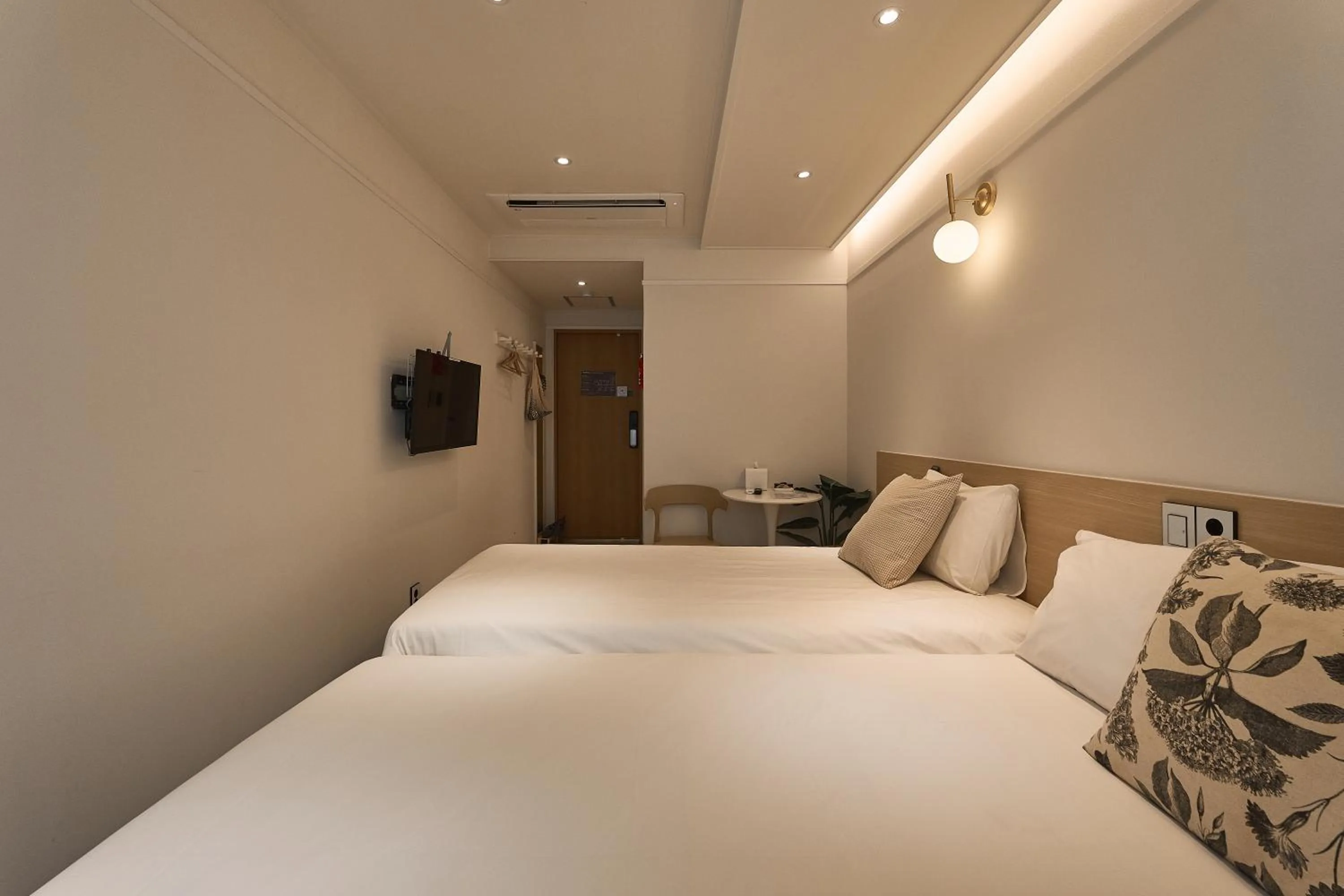 Bed in Artravel Home