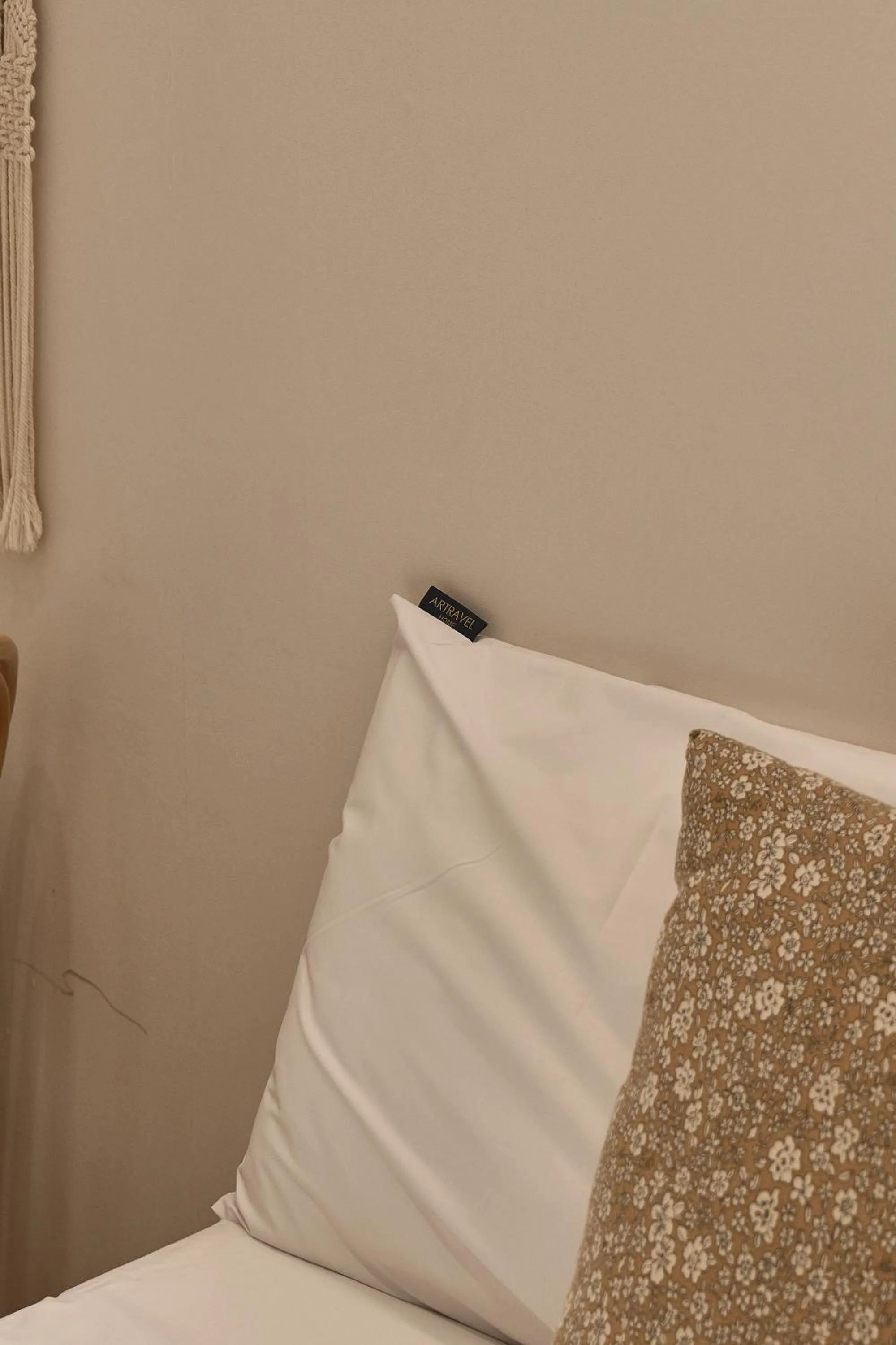 Bed in Artravel Home