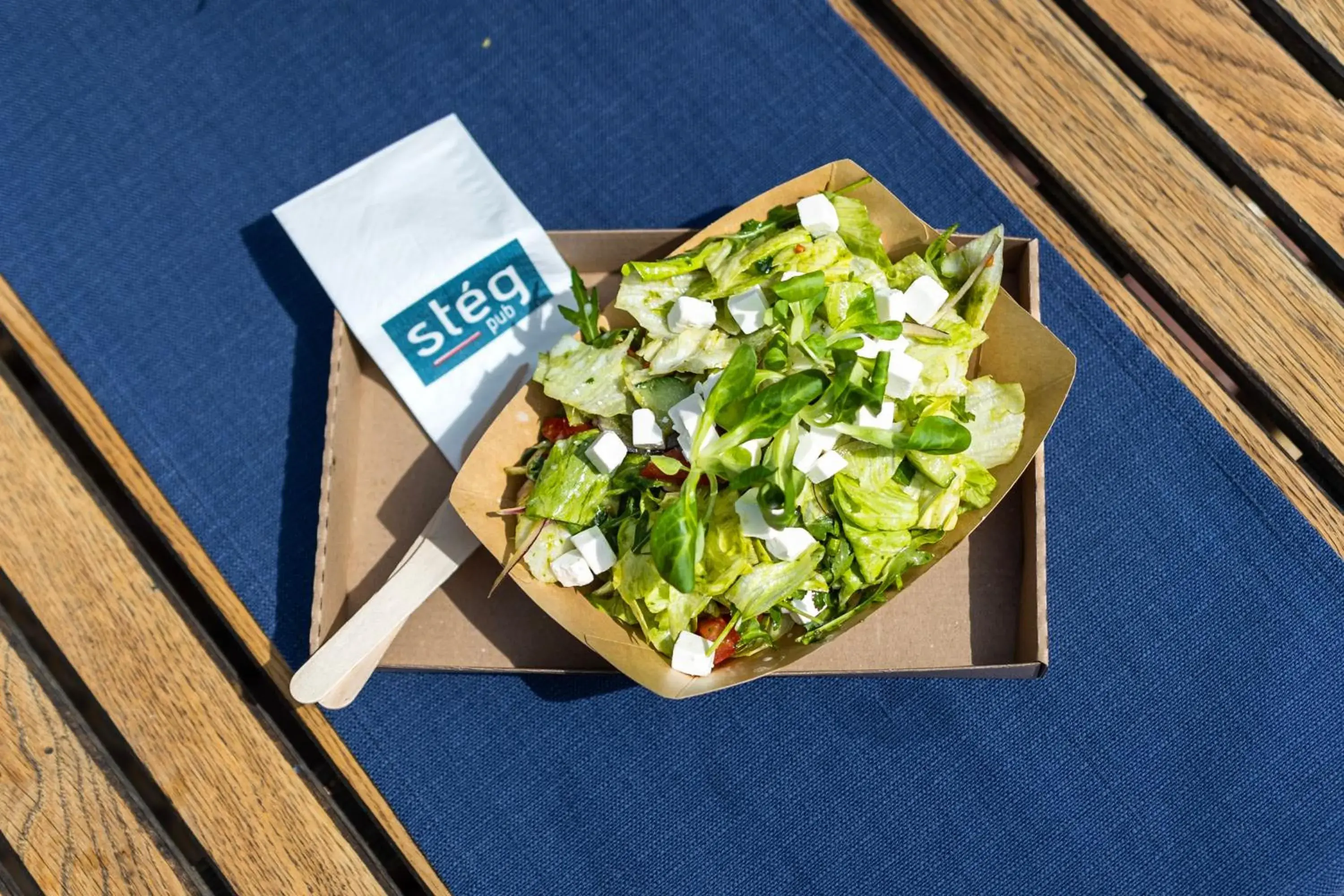 Food and drinks in Island Hostel Budapest Food and drinks in Island Hostel Budapest