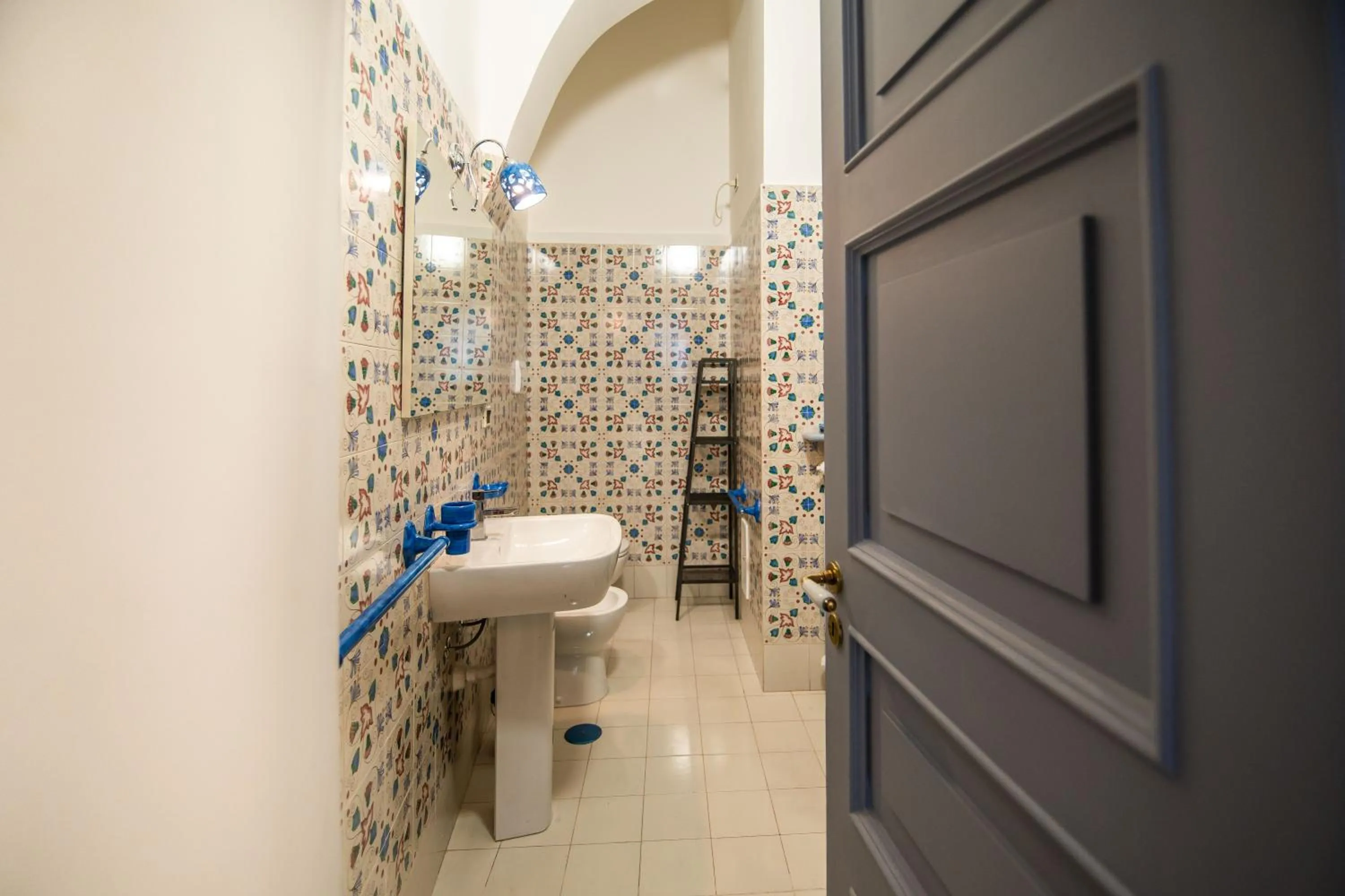 Bathroom in D'Angleterre Guest House