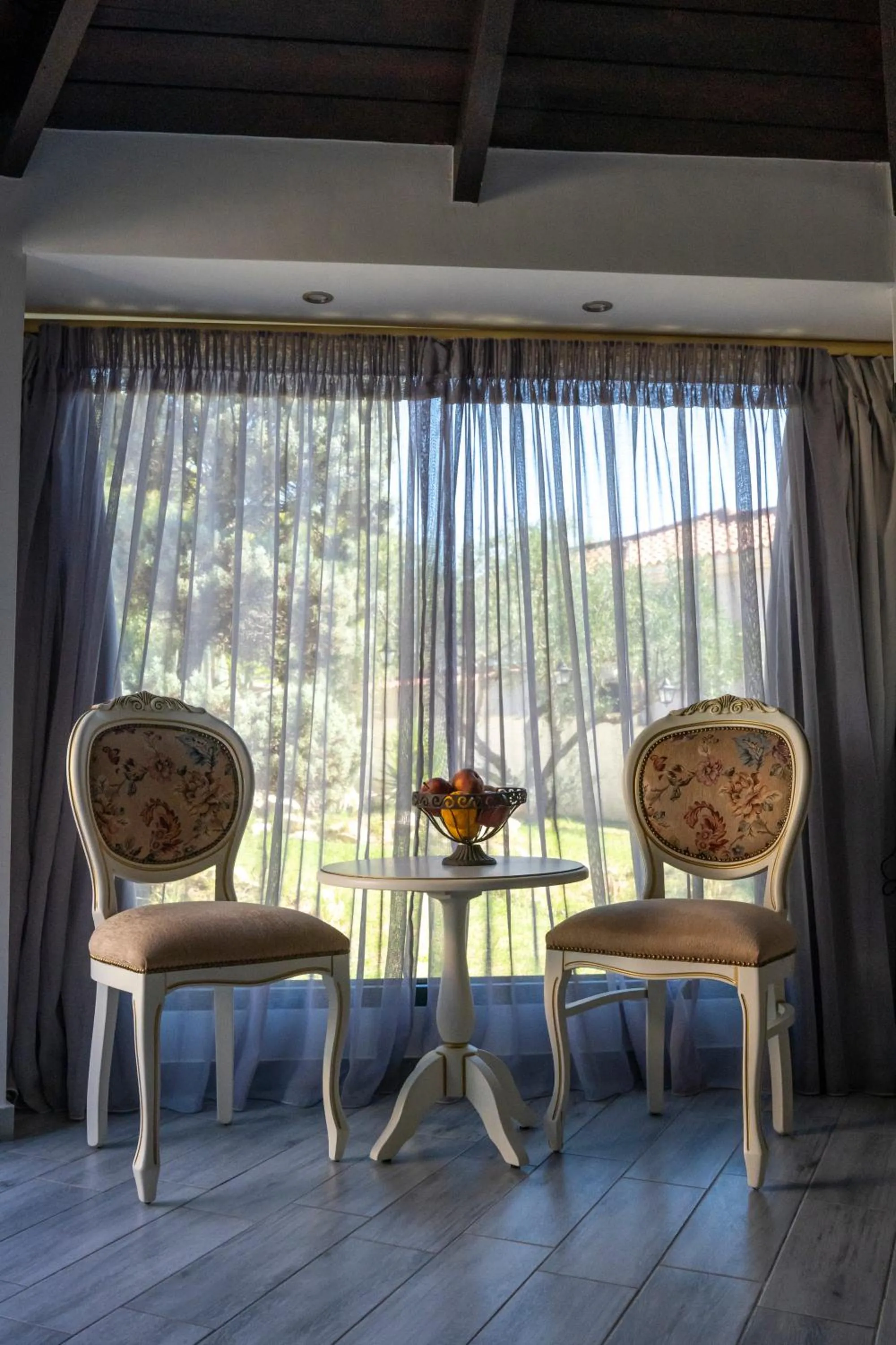 Seating area in Anagenessis Resort