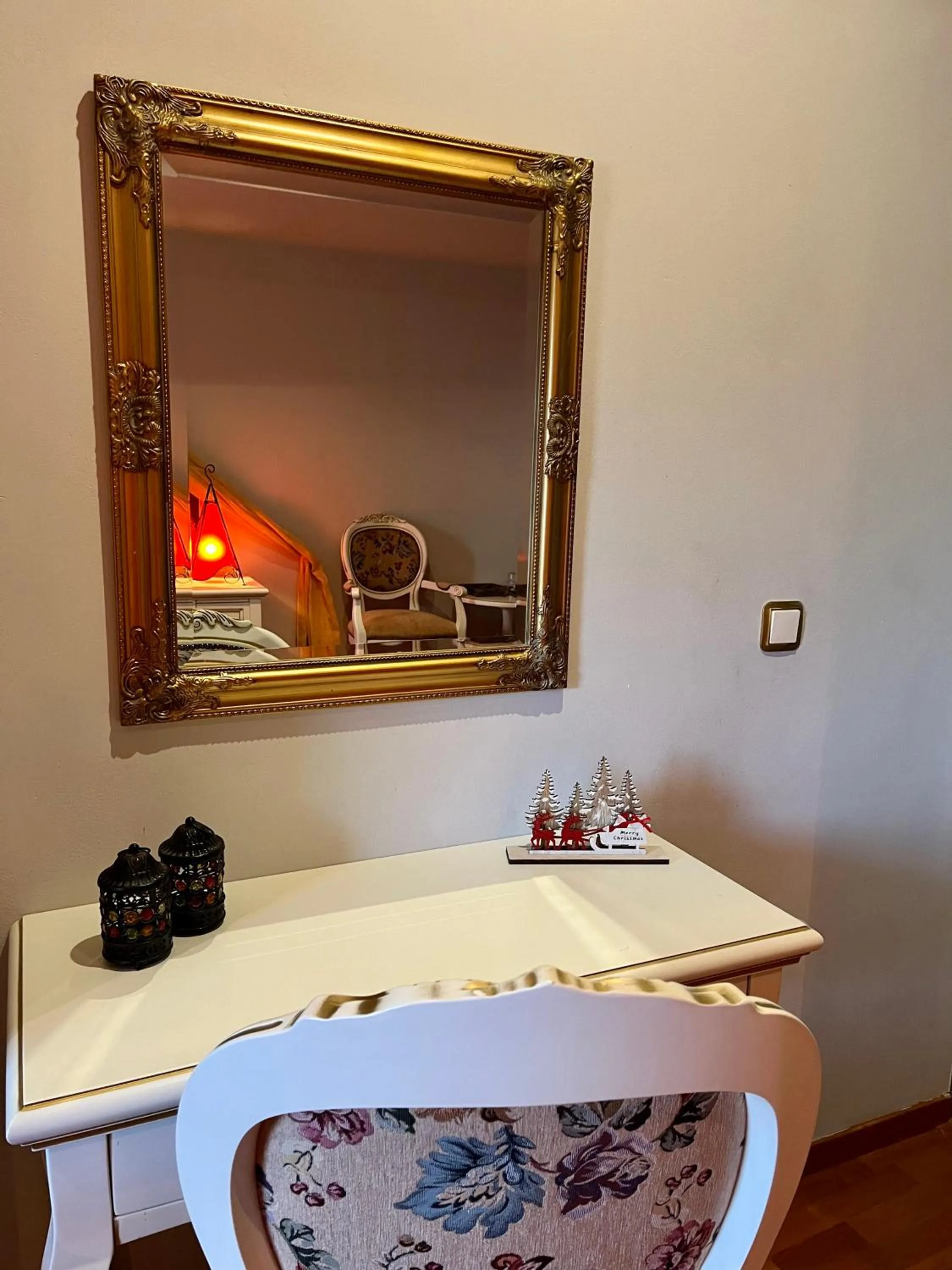 hair dresser in Anagenessis Resort