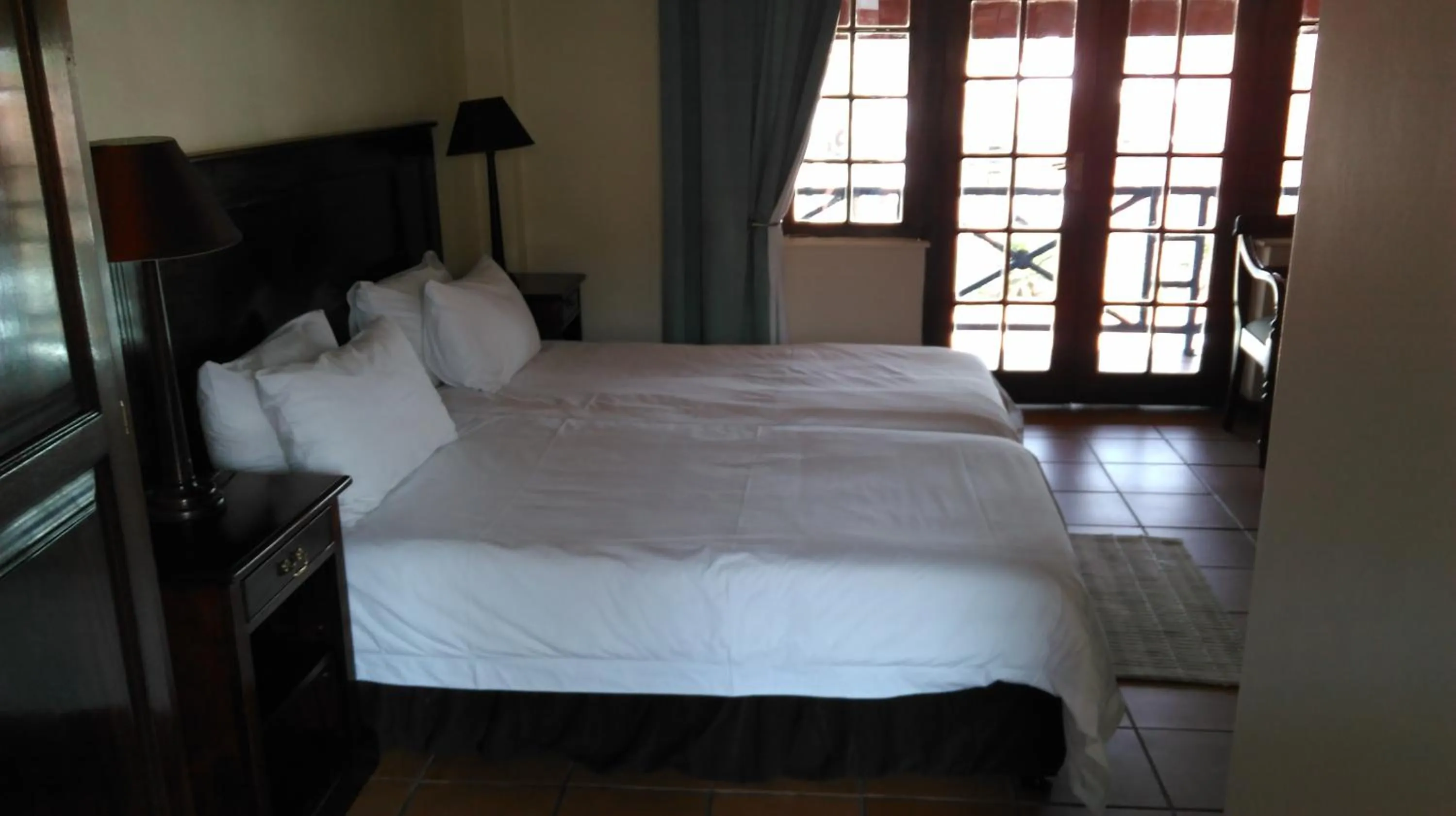 Bed in The Woodsman Bed and Breakfast
