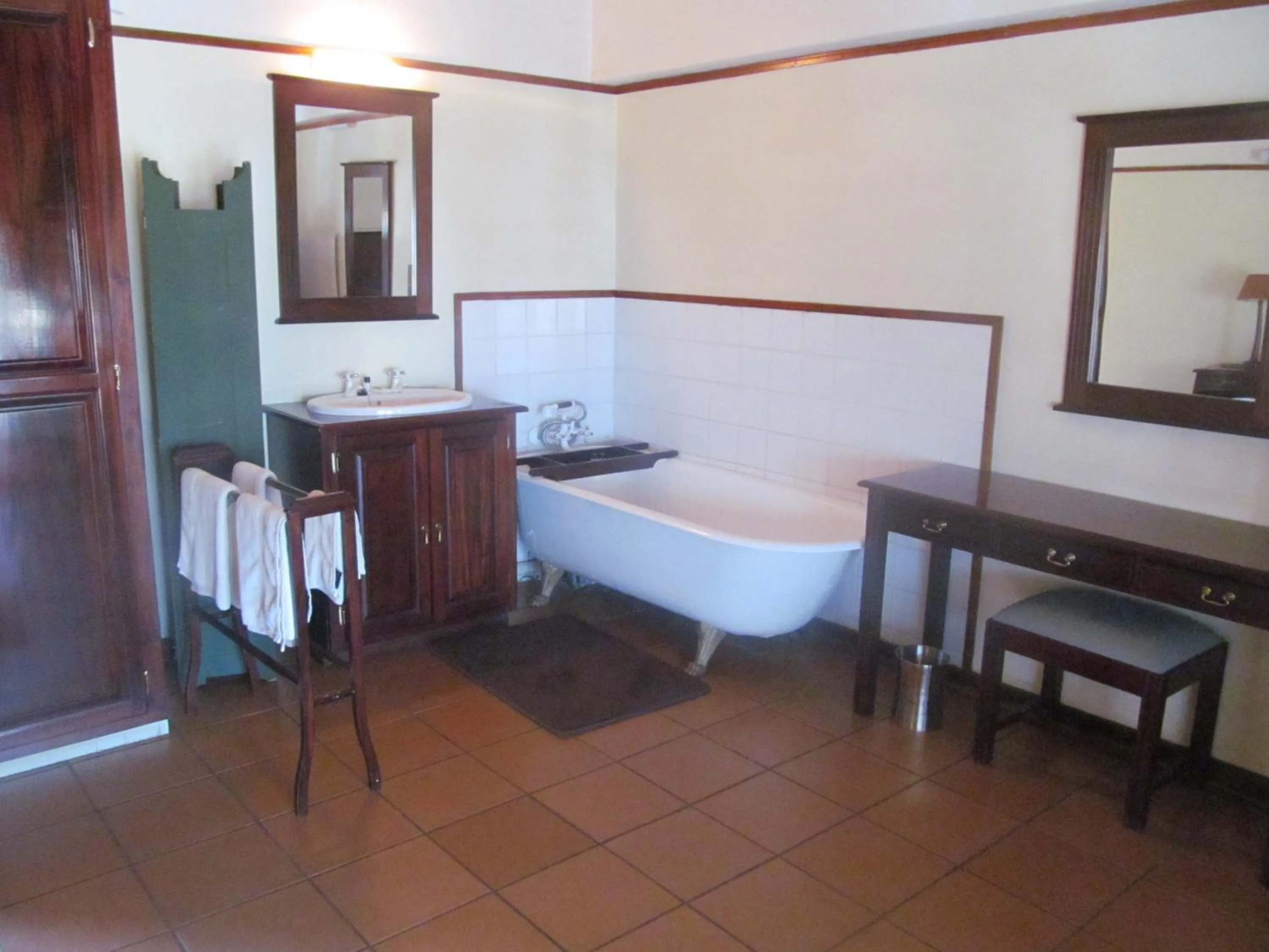 Toilet in The Woodsman Bed and Breakfast