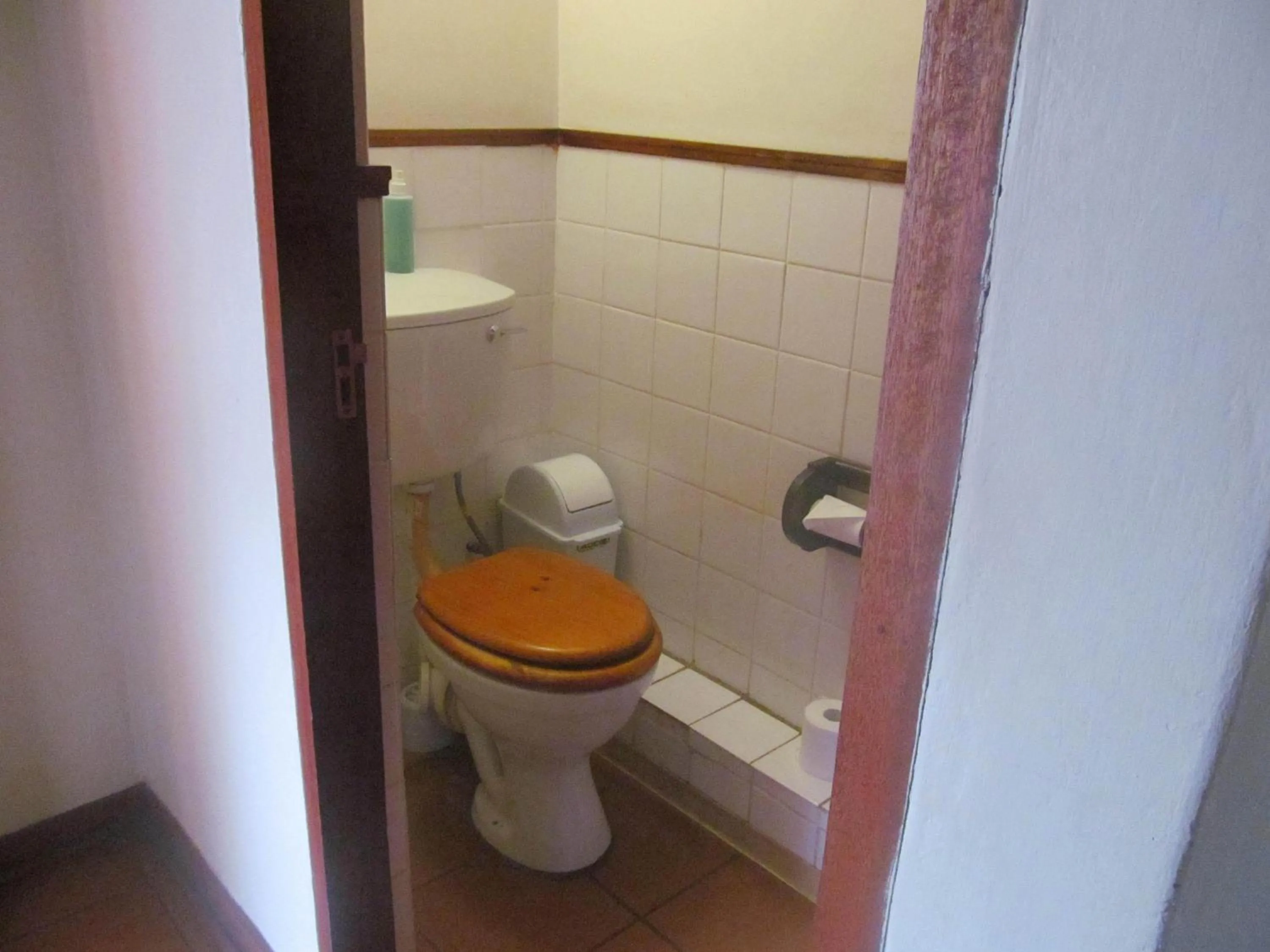 Toilet in The Woodsman Bed and Breakfast
