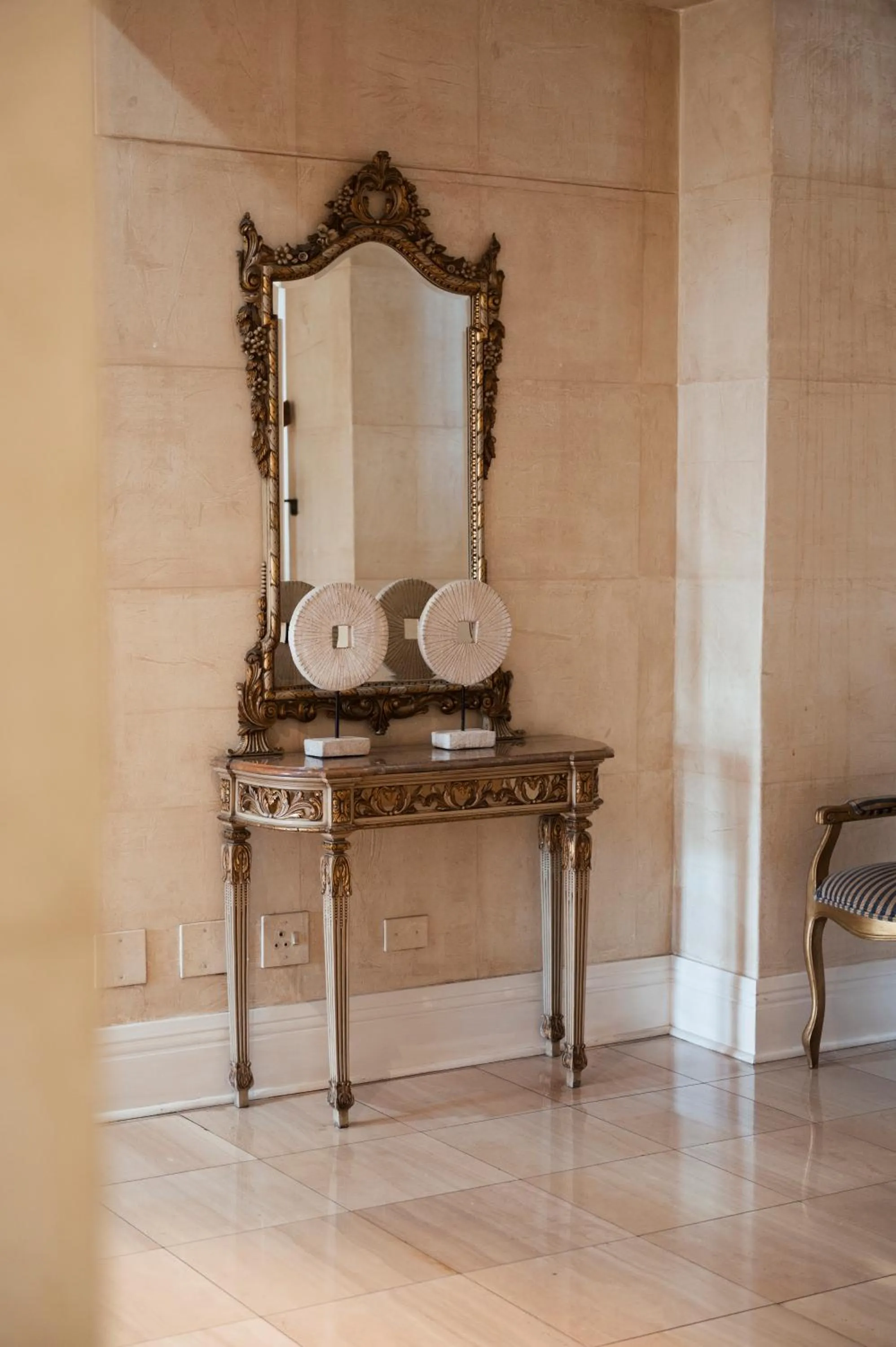 Property building in Redlands Hotel