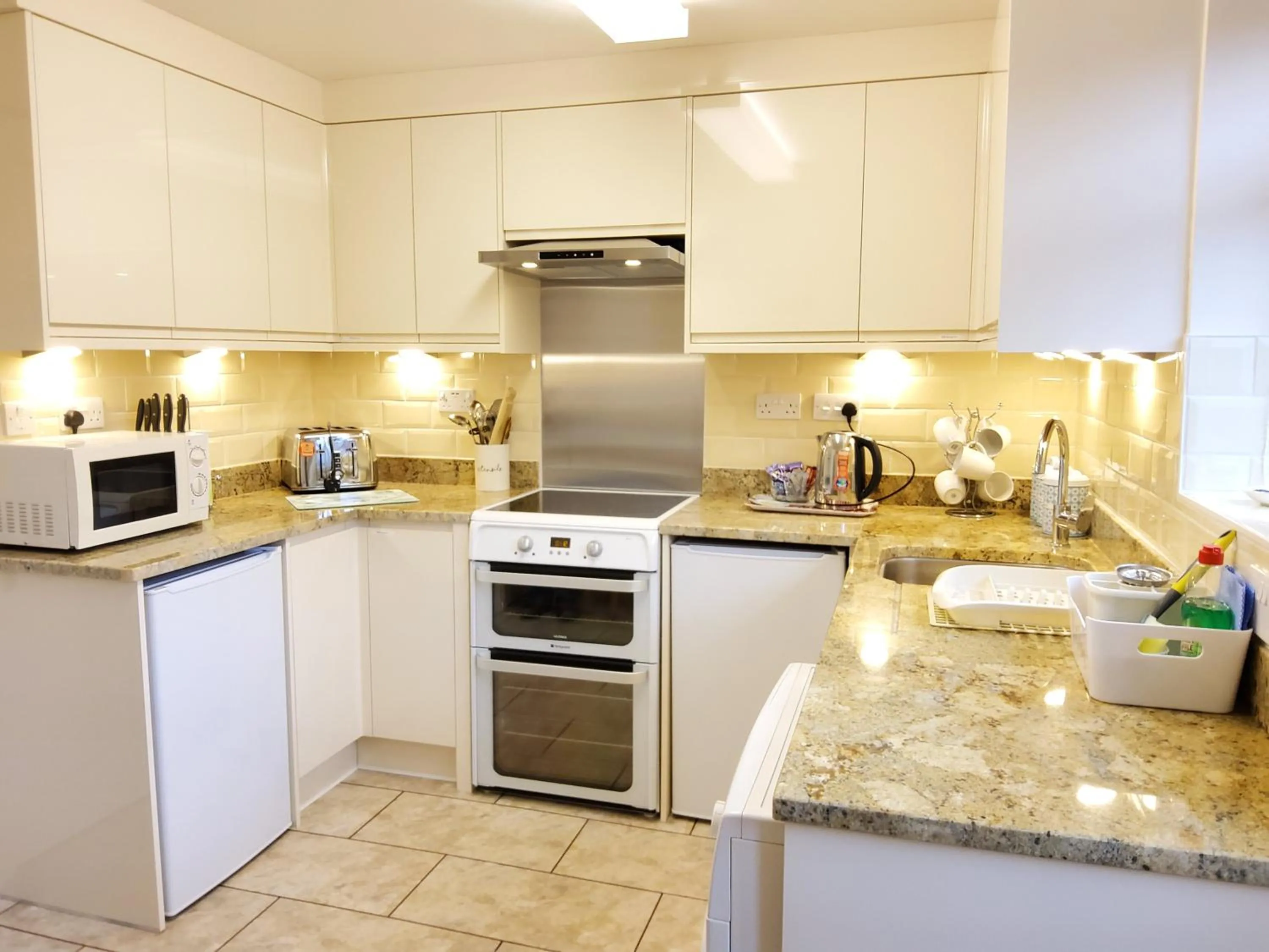 Kitchen or kitchenette in Saltburn Holidays Jasmine Cottage Saltburn