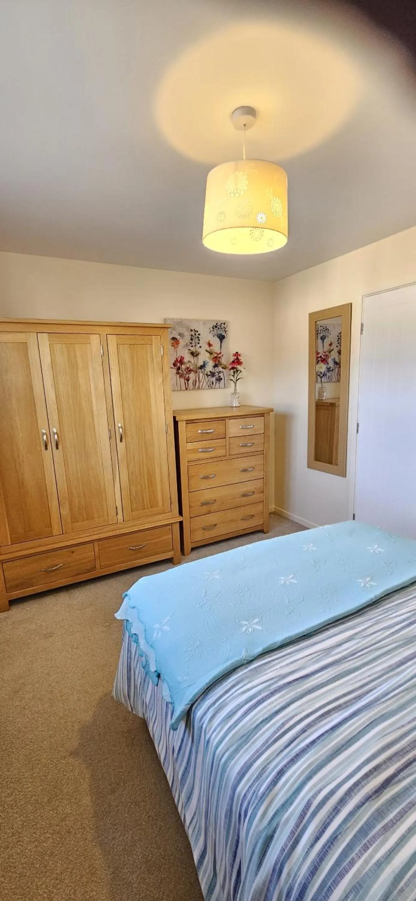 Bedroom, Bed in Saltburn Holidays Jasmine Cottage Saltburn