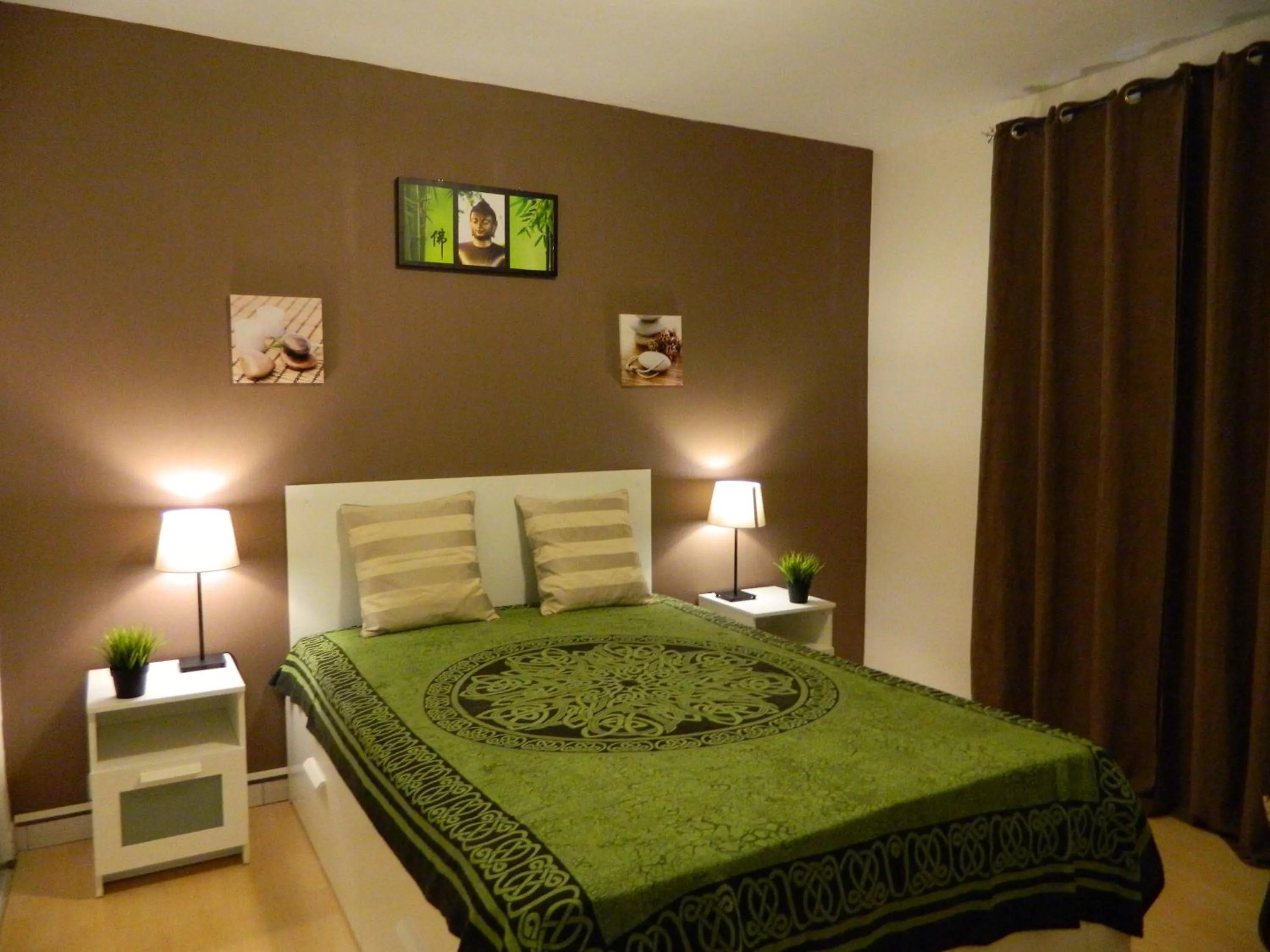 Chambre d'hôte Zen chez Philippe Parking free