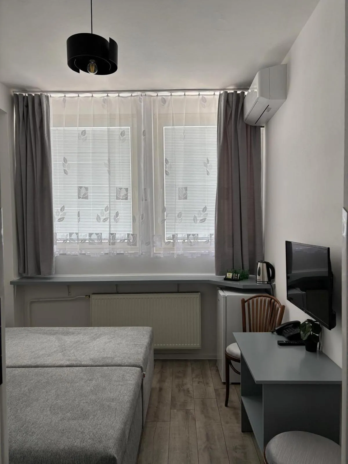 TV and multimedia, Bed in Hotel Avion