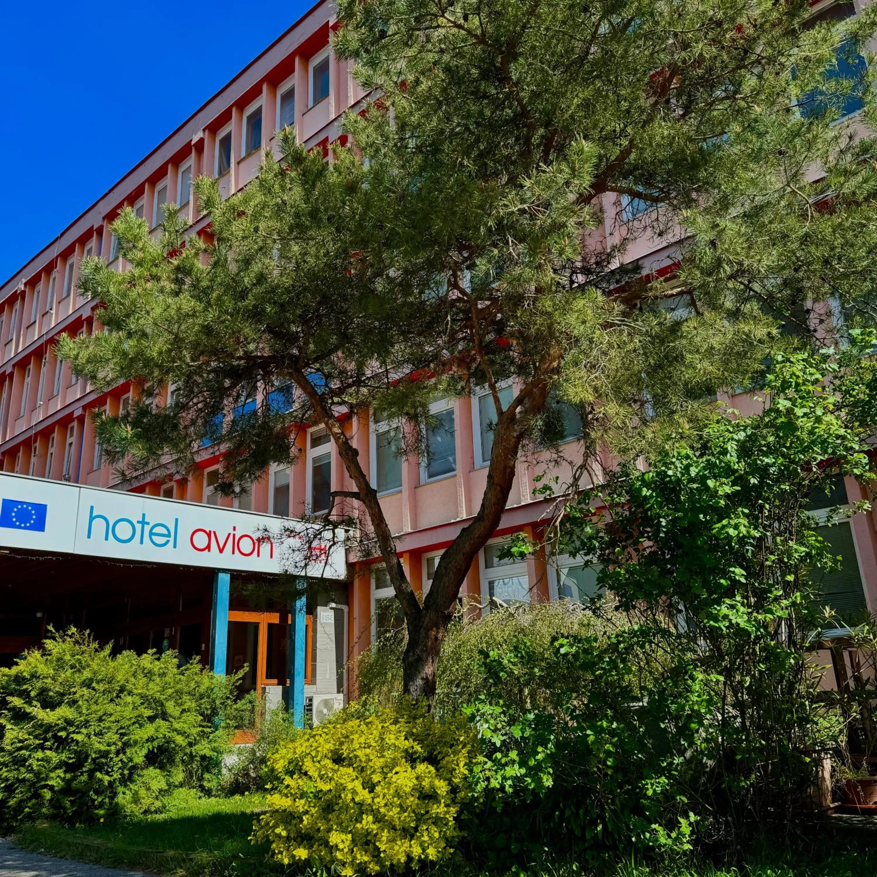 Off site in Hotel Avion