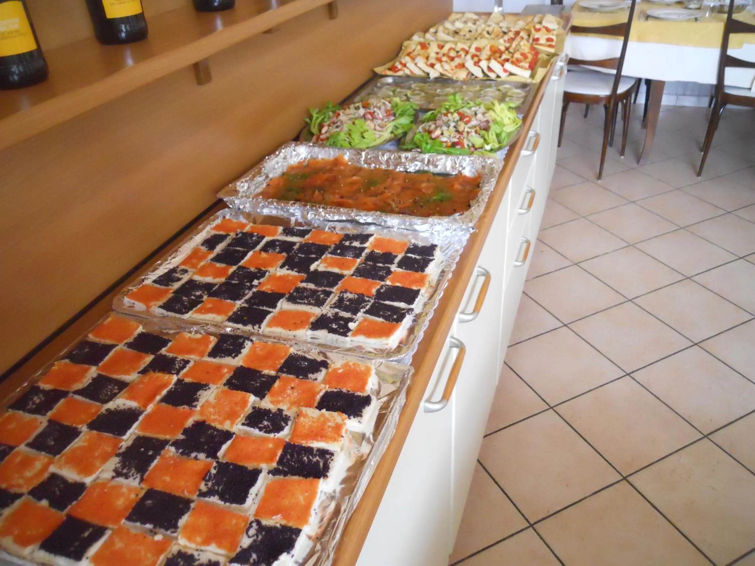 Food and drinks in Hotel Monti