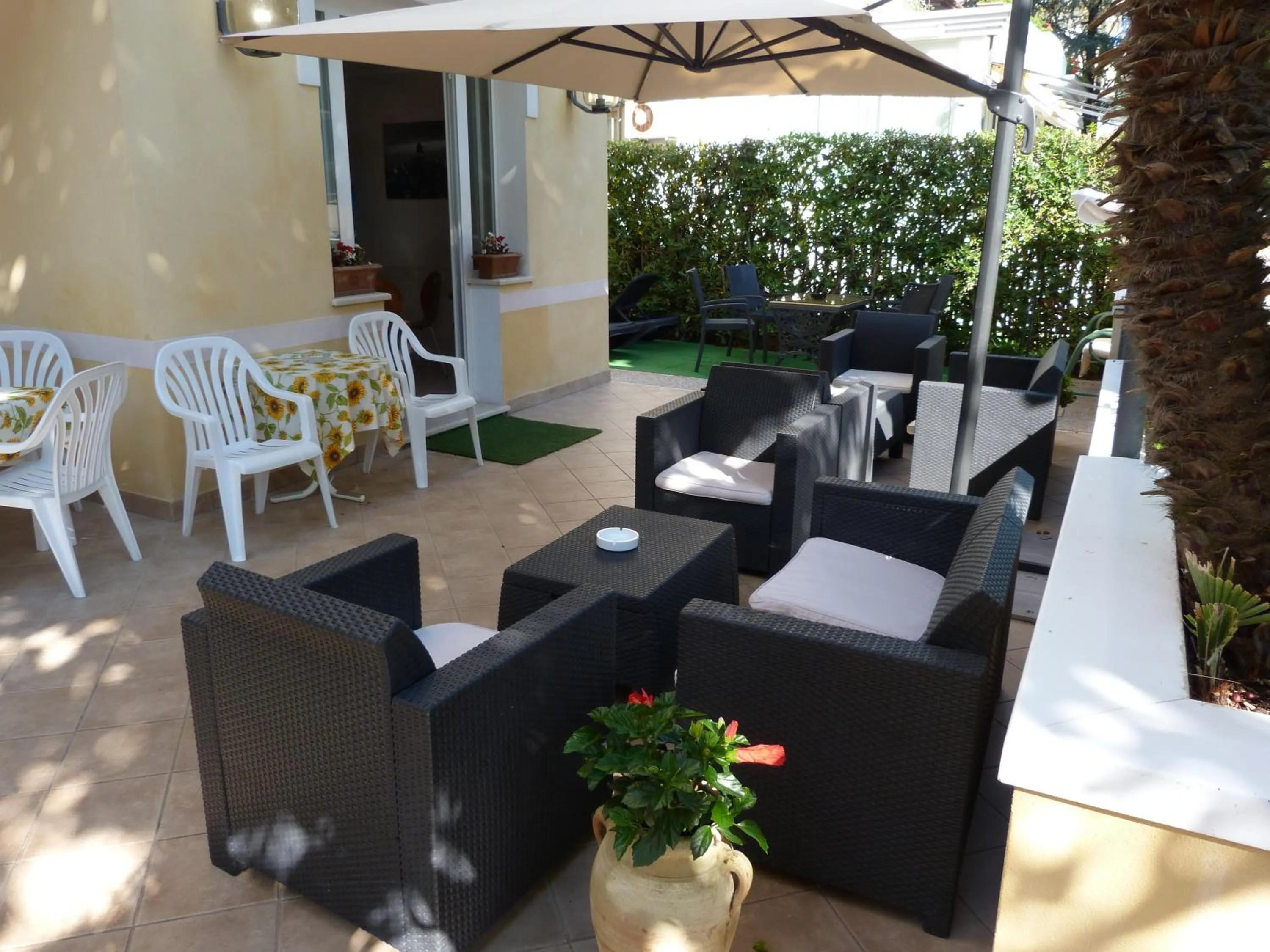 Patio in Hotel Monti