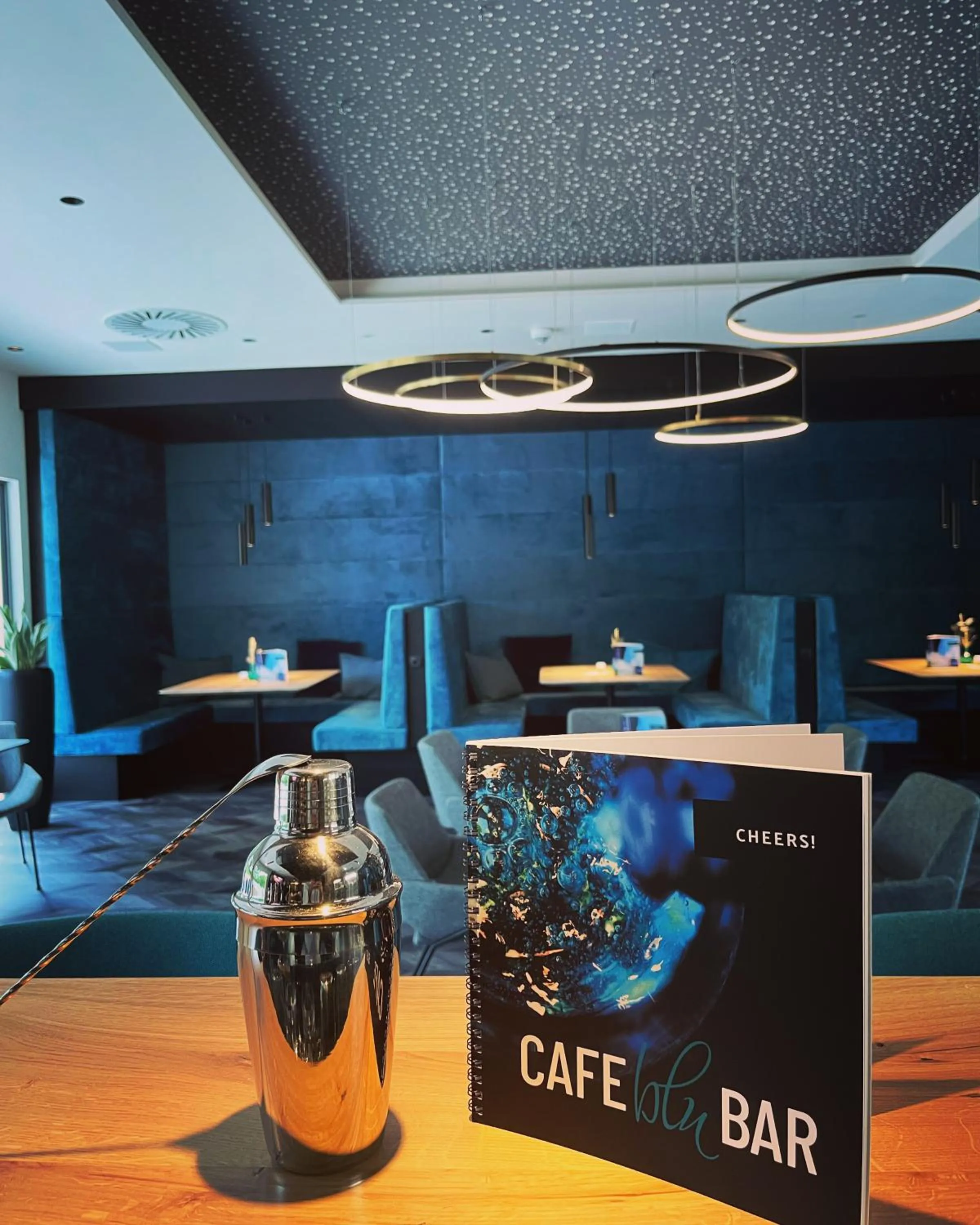 Lounge or bar in Aqua Blu Hotel