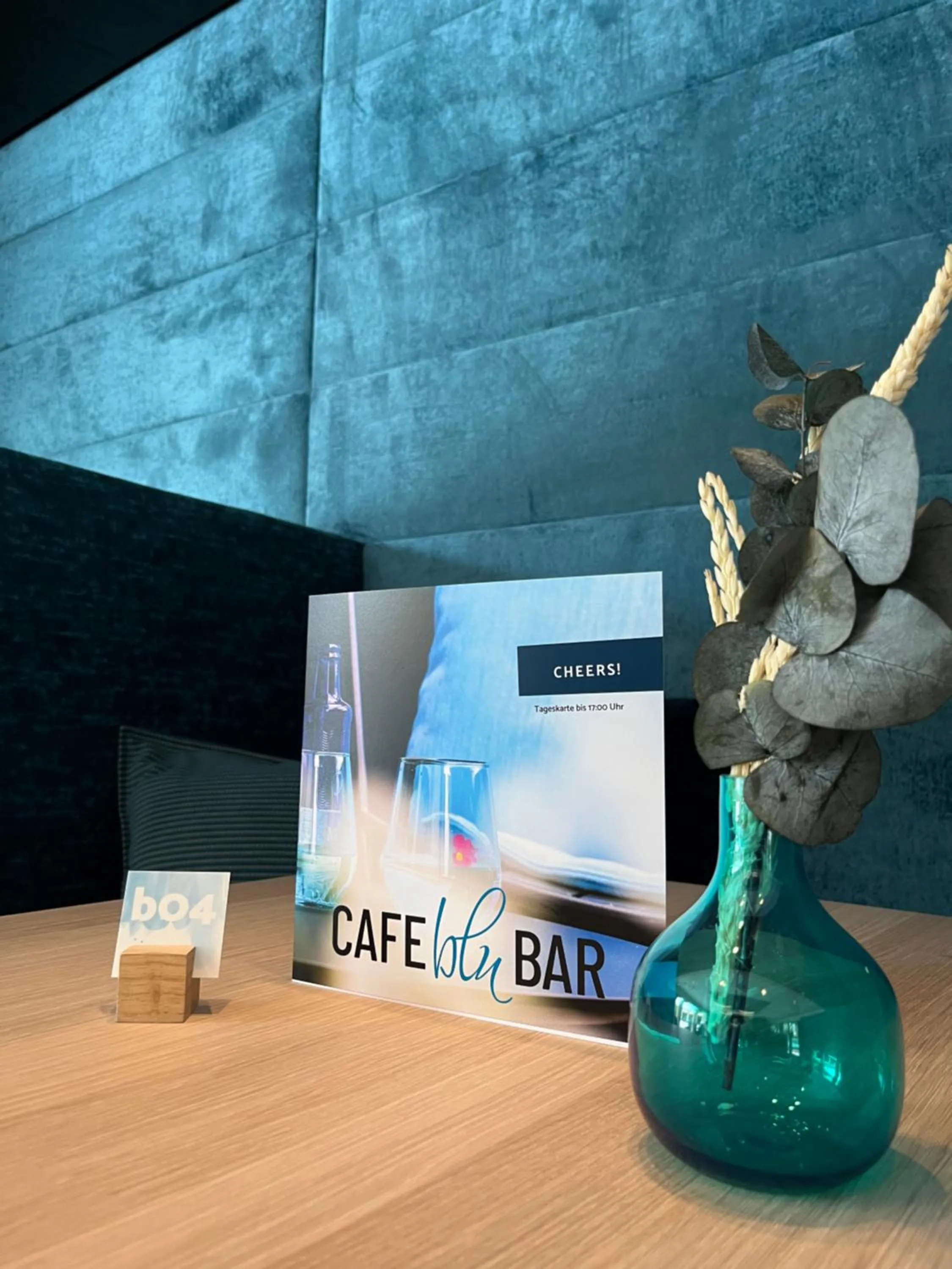 Lounge or bar in Aqua Blu Hotel