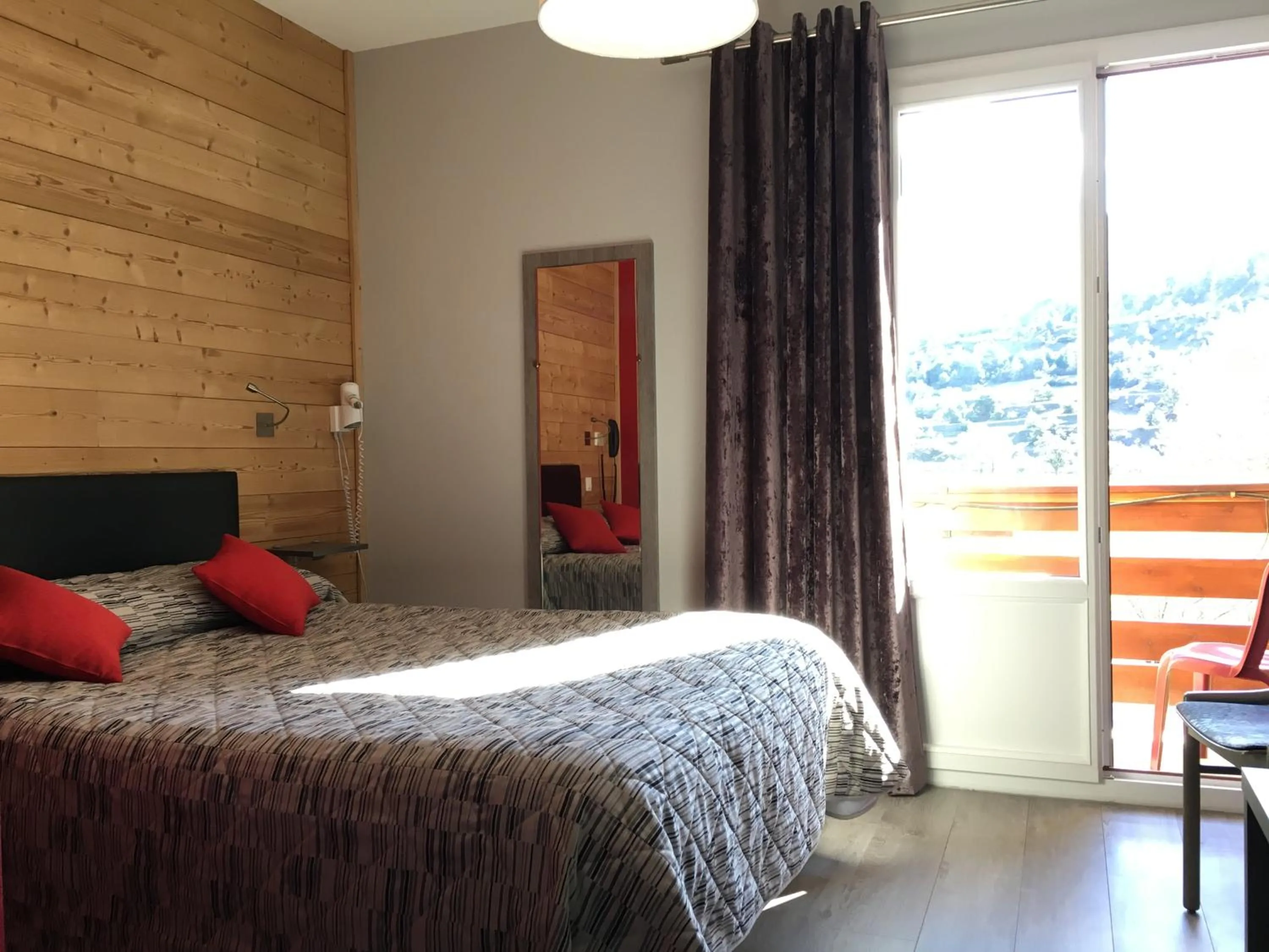 Bed in Hôtel Lacour