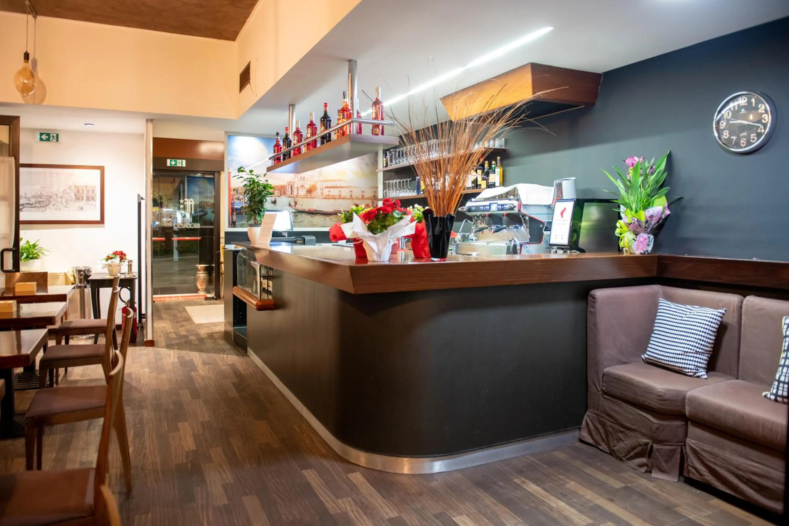 Restaurant/places to eat in Hotel Autoespresso Venice - Atika & Atif