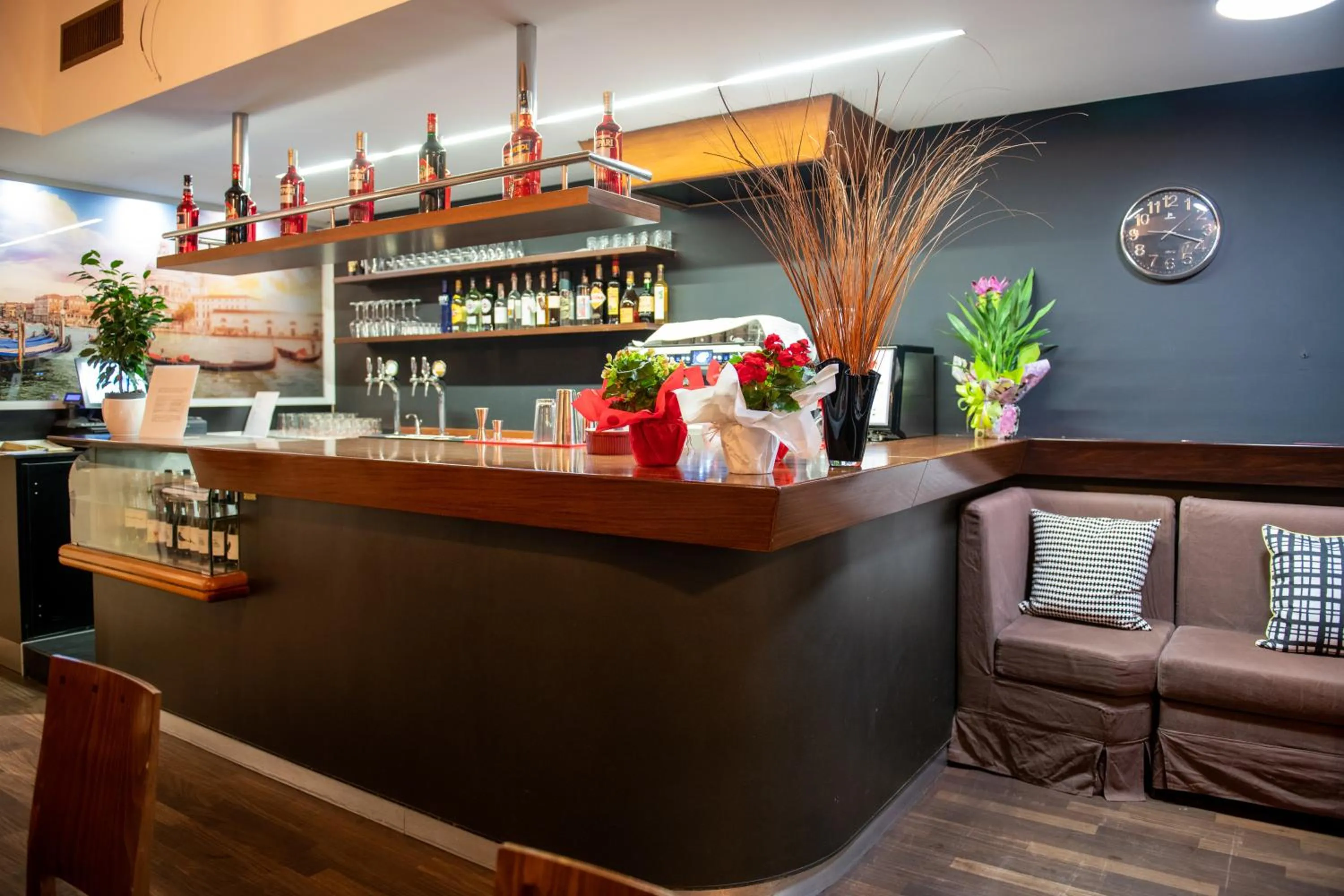 Restaurant/places to eat in Hotel Autoespresso Venice - Atika & Atif