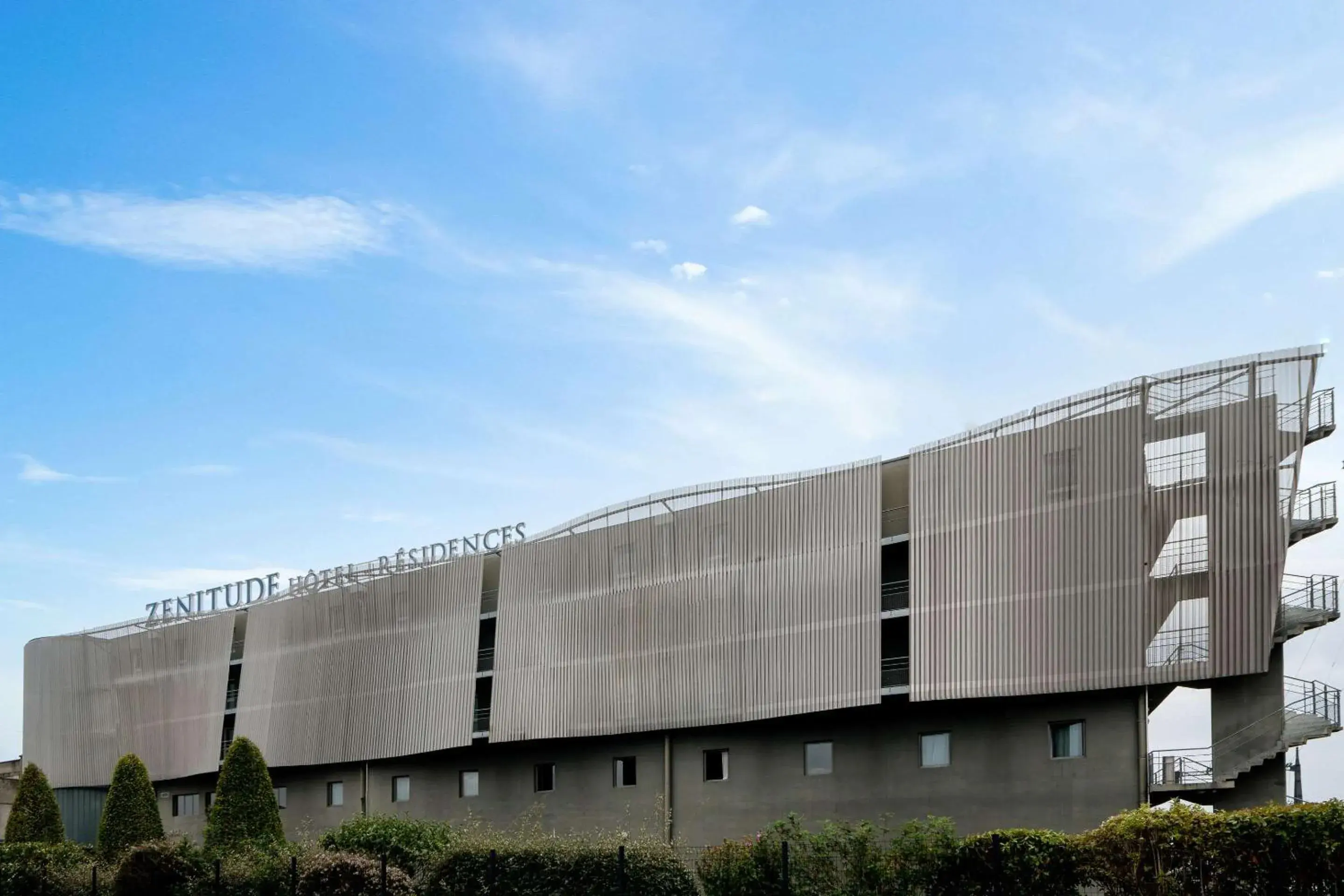 Property building in Comfort Aparthotel Bordeaux Begles Arena Property building in Comfort Aparthotel Bordeaux Begles Arena