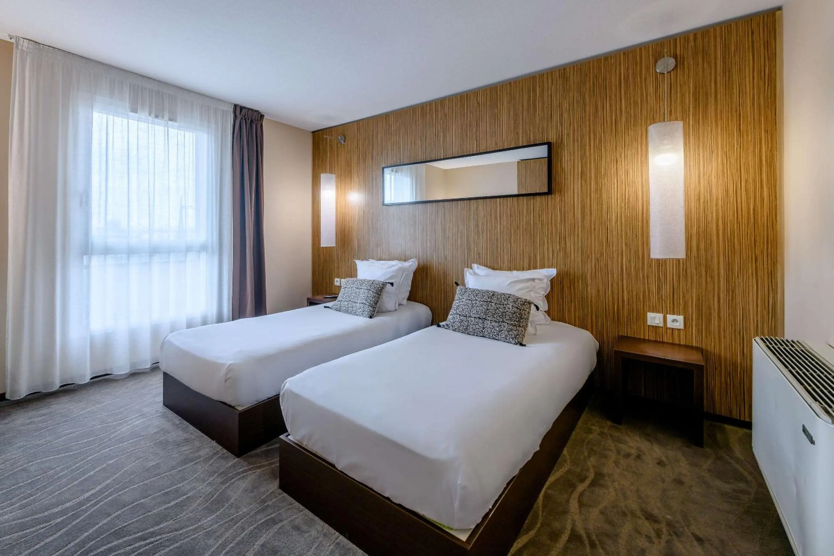 Bedroom, Bed in Comfort Aparthotel Bordeaux Begles Arena