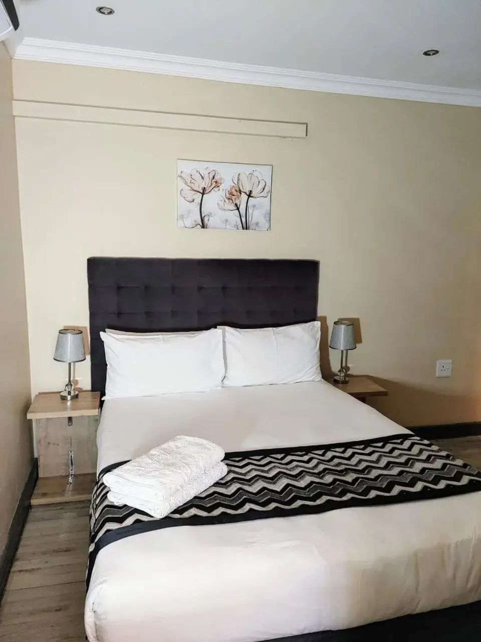 Bed in Prime Hotel Bed in Prime Hotel