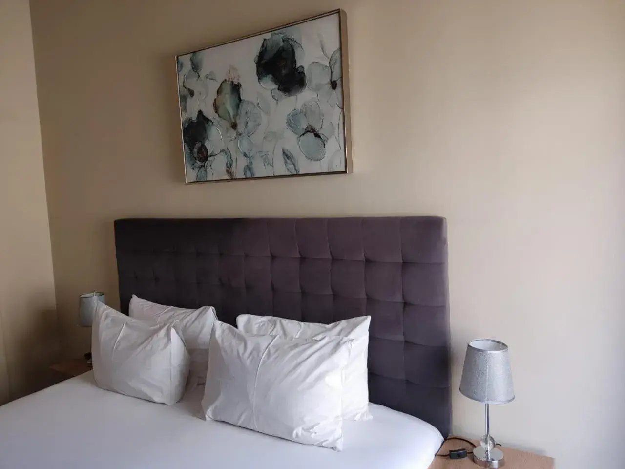 Bedroom, Bed in Prime Hotel Bedroom, Bed in Prime Hotel