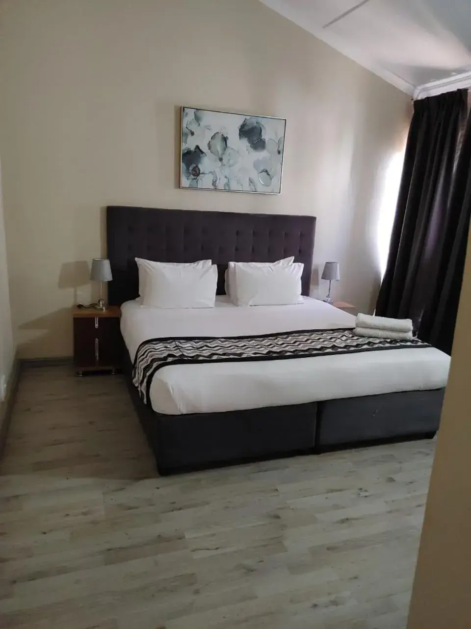 Bedroom, Bed in Prime Hotel Bedroom, Bed in Prime Hotel