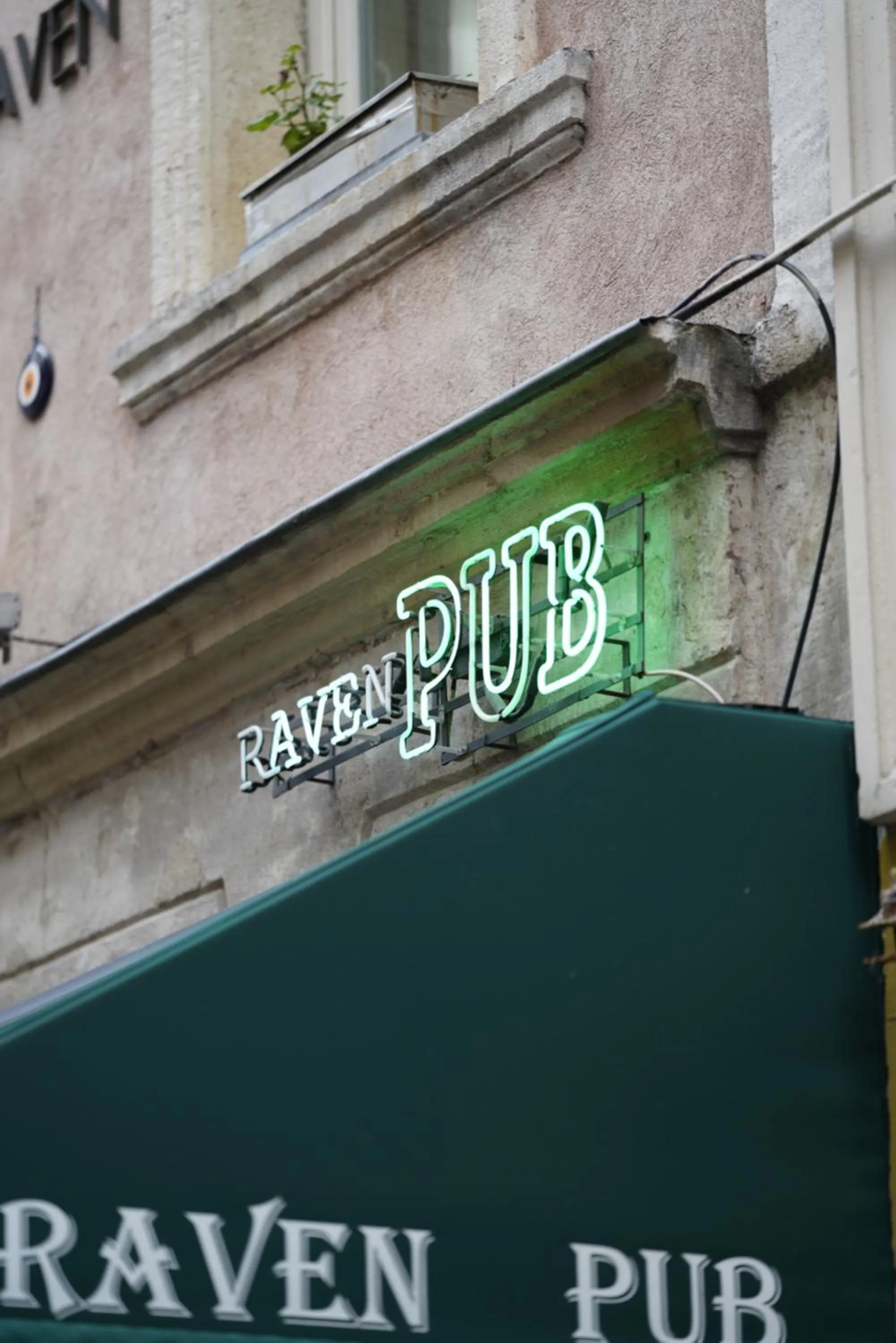 Property Logo/Sign in Raven Suites Taksim